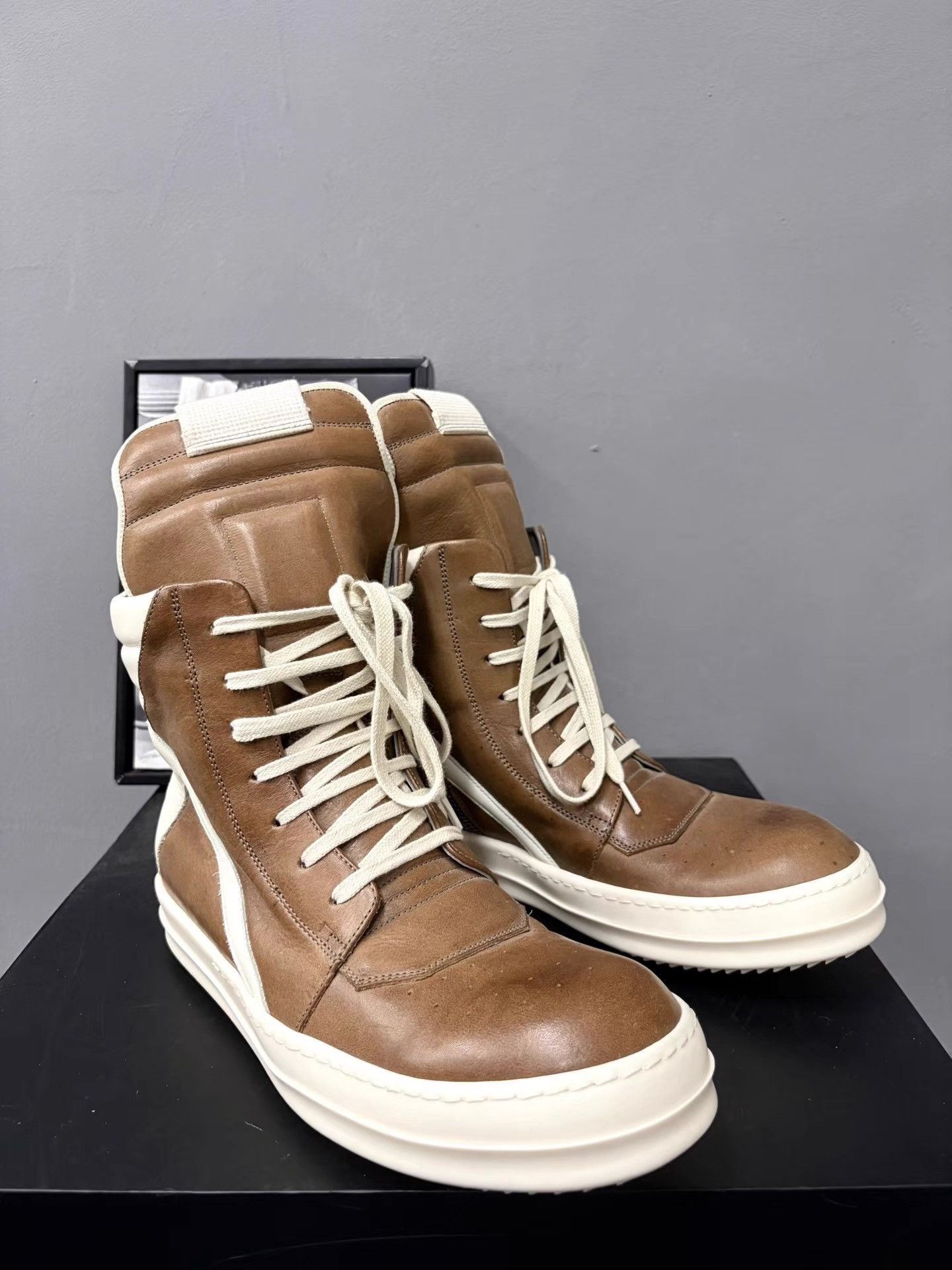 Rick Owens Rick Owens 22SS Geobasket Inverted Triangle High-Tops K34 Size US 8 / EU 41 - 3 Thumbnail