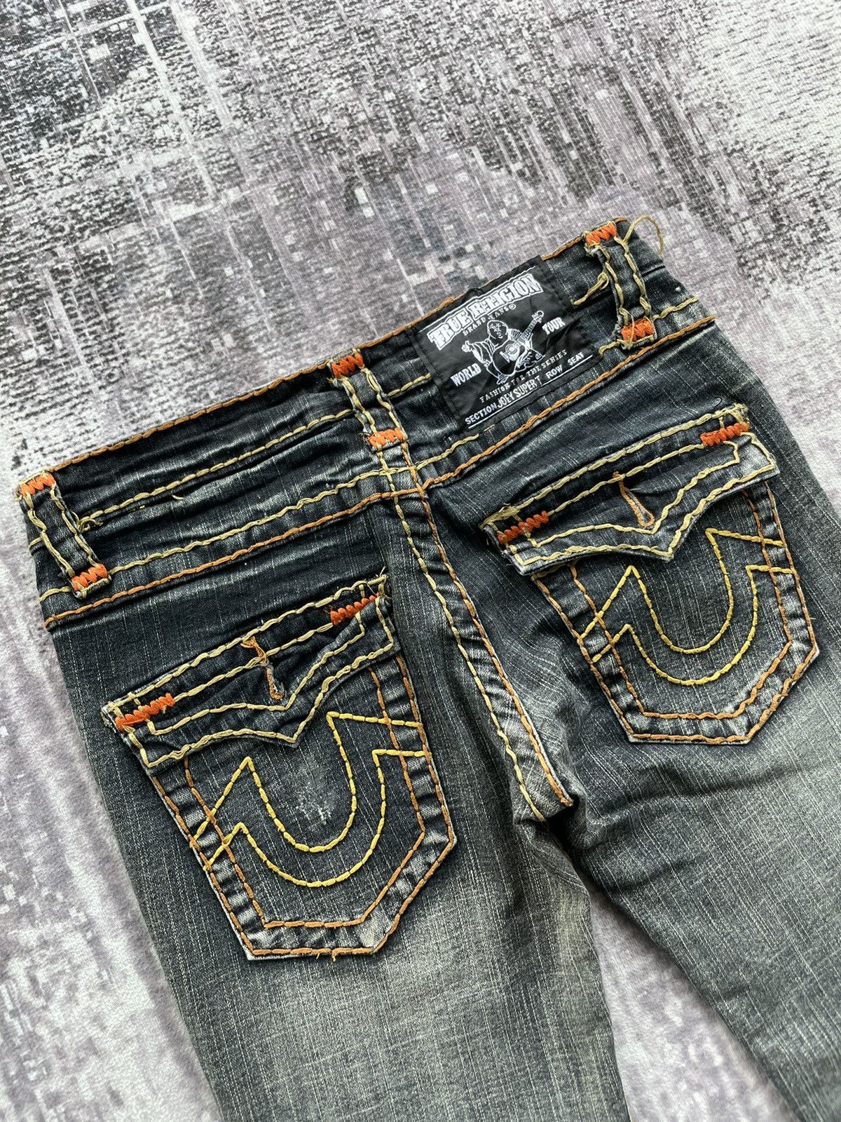 True Religion TRUE RELIGION RICKY SUPER QT ORANGE YELLOW DOUBLE STITCH Size US 28 / EU 44 - 4 Thumbnail