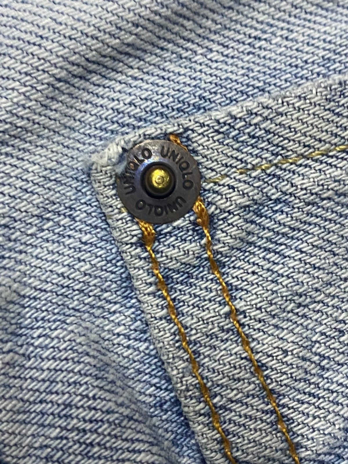Japanese Brand Vintage Japanese Brand Uniqlo Light Wash Distressed Loose Size US 34 / EU 50 - 13 Thumbnail