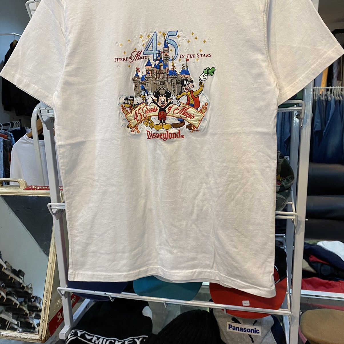 Disney VTG Rare OG 90s Disneyland 45 Years Of Magic USA L Size US L / EU 52-54 / 3 - 4 Thumbnail