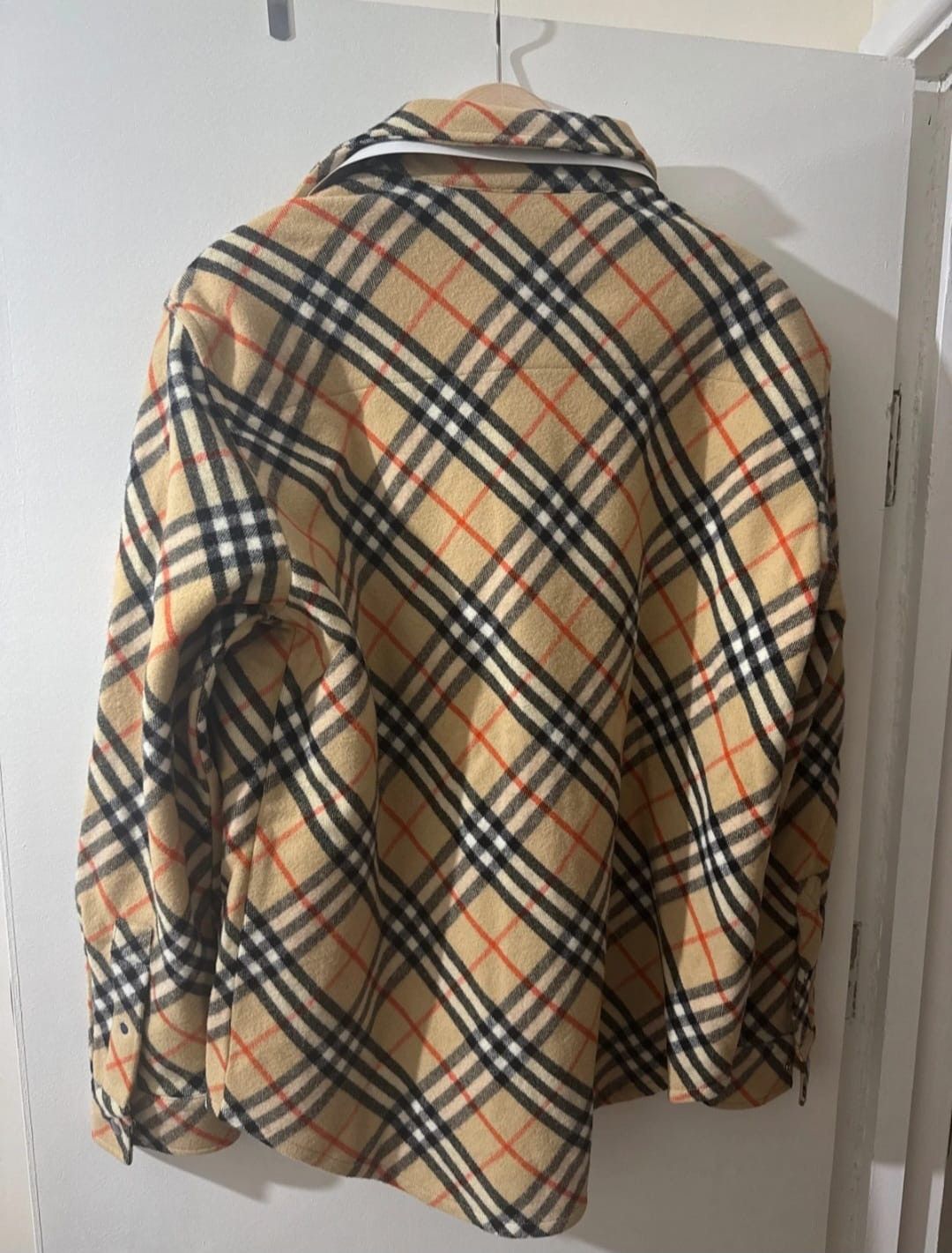 Burberry Burberry Check Wool Shirt. UK Size Large Size US M / EU 48-50 / 2 - 2 Thumbnail