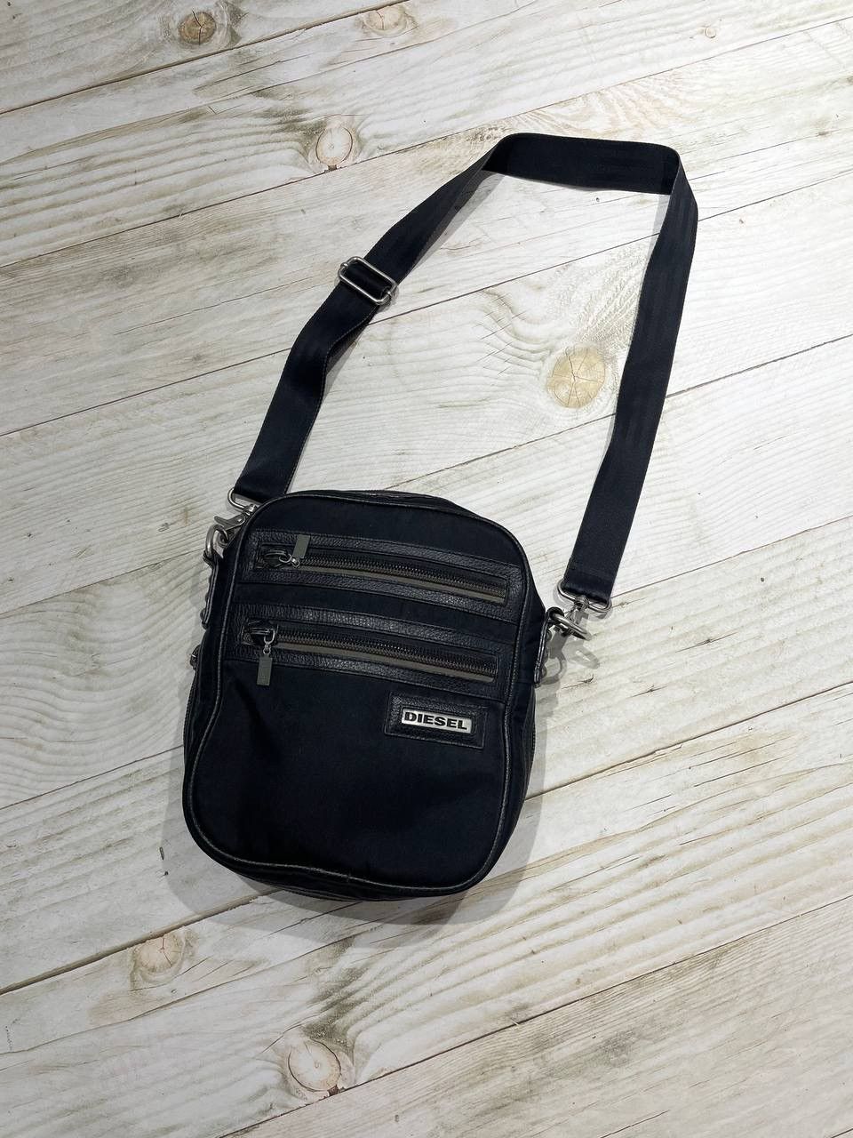 Diesel Vintage Diesel Messenger Bag Y2K Avant-Garde Leather/Nylon Size ONE SIZE - 2 Thumbnail