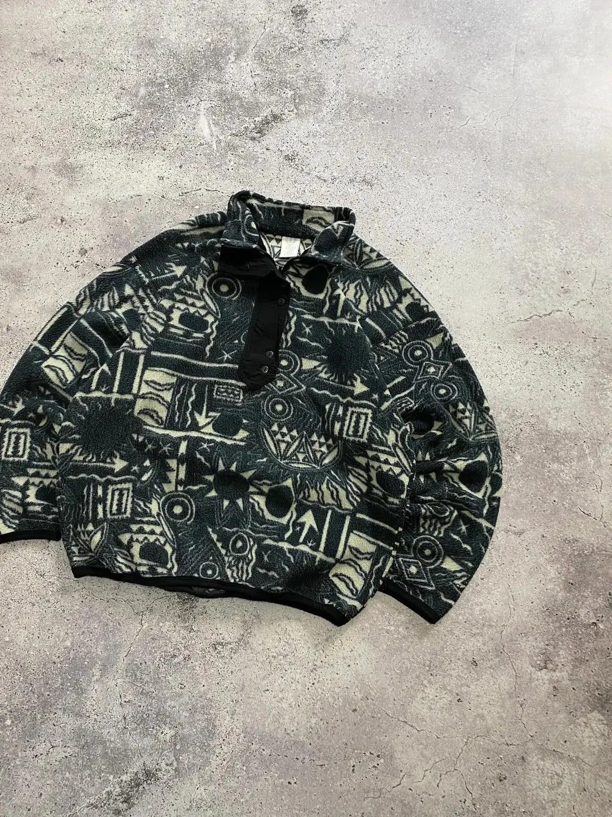 Adidas ADIDAS VINTAGE 90s AZTEC POLAR FLEECE Size US M / EU 48-50 / 2 - 3 Thumbnail