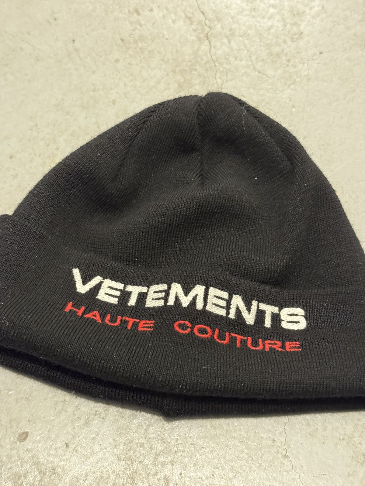 Vetements *RARE* VETEMENTS HAUTE COUTURE MERINOS BEANIE GVASALIA Size ONE SIZE - 2 Thumbnail
