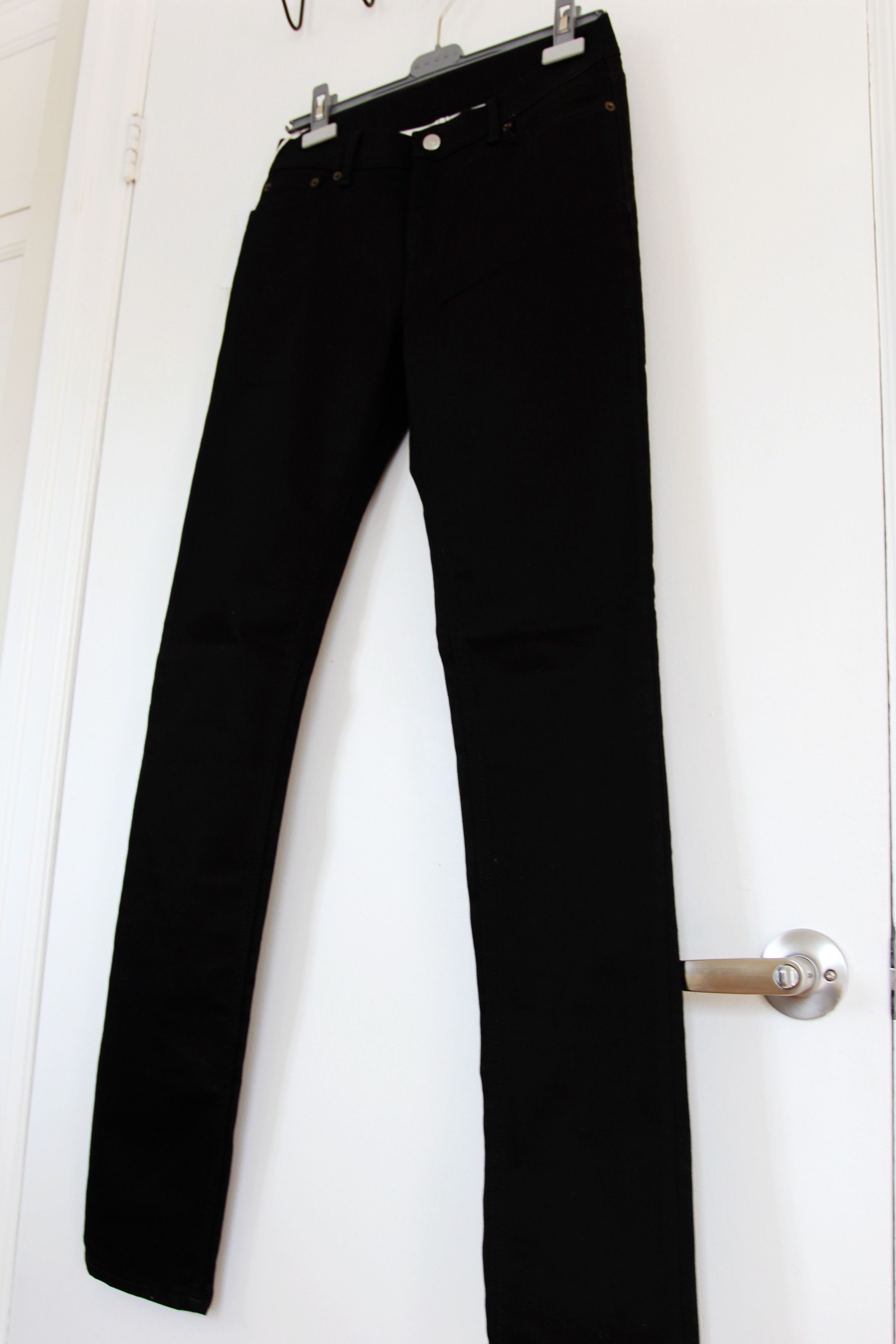 Acne Studios BNWT AW24 ACNE STUDIOS NORTH STAY BLACK JEANS 30 Size US 30 / EU 46 - 9 Thumbnail