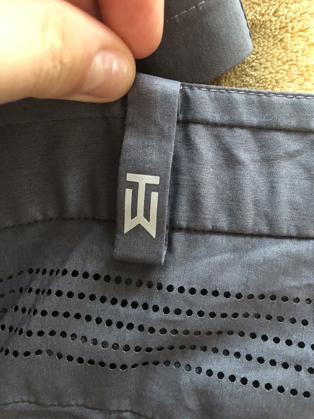 Nike NIKE TIGER WOODS GOLF QUALITY SPORT PANTS Size US 34 / EU 50 - 4 Thumbnail