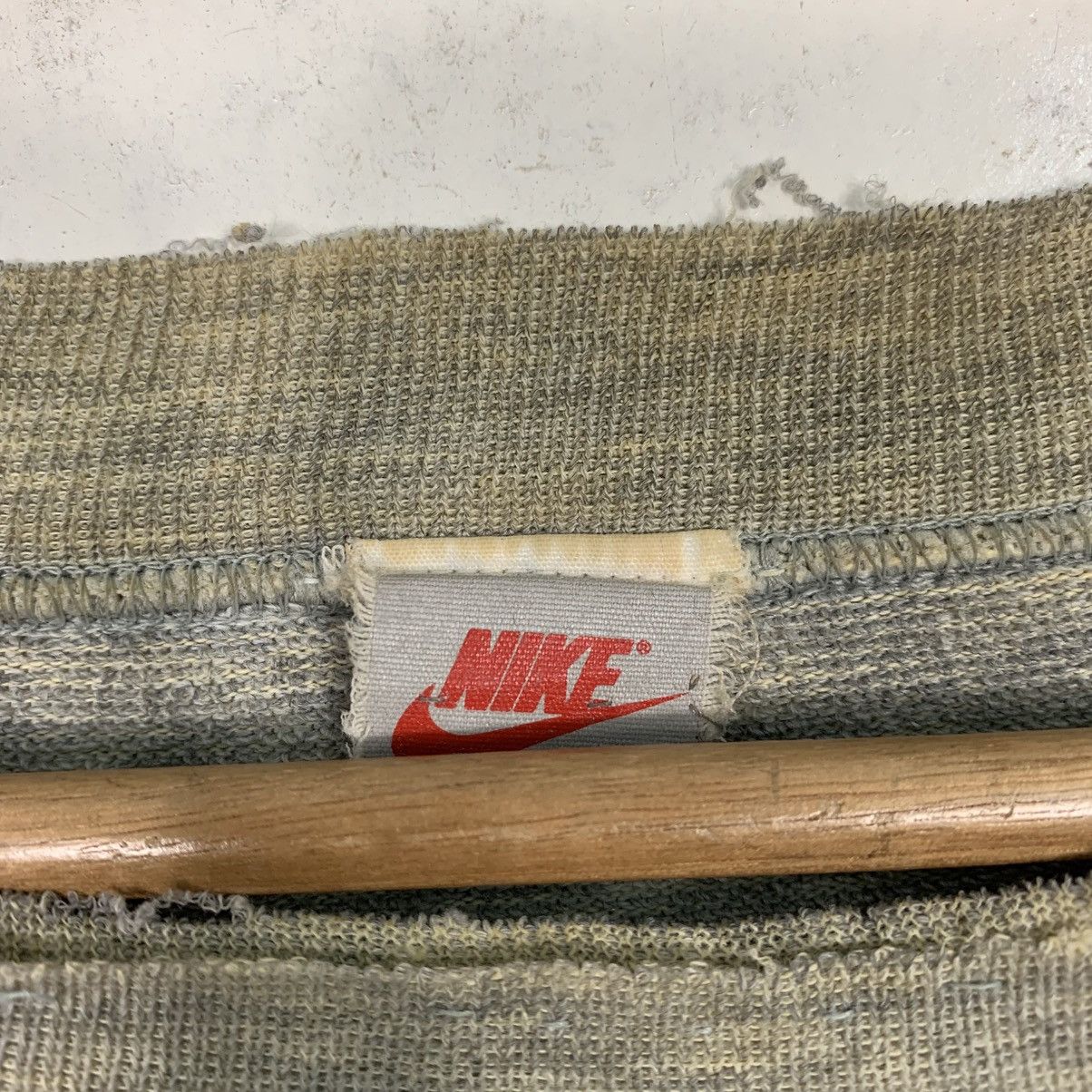 Nike Vintage Nike Distressed Sweatshirt Size US M / EU 48-50 / 2 - 12 Thumbnail
