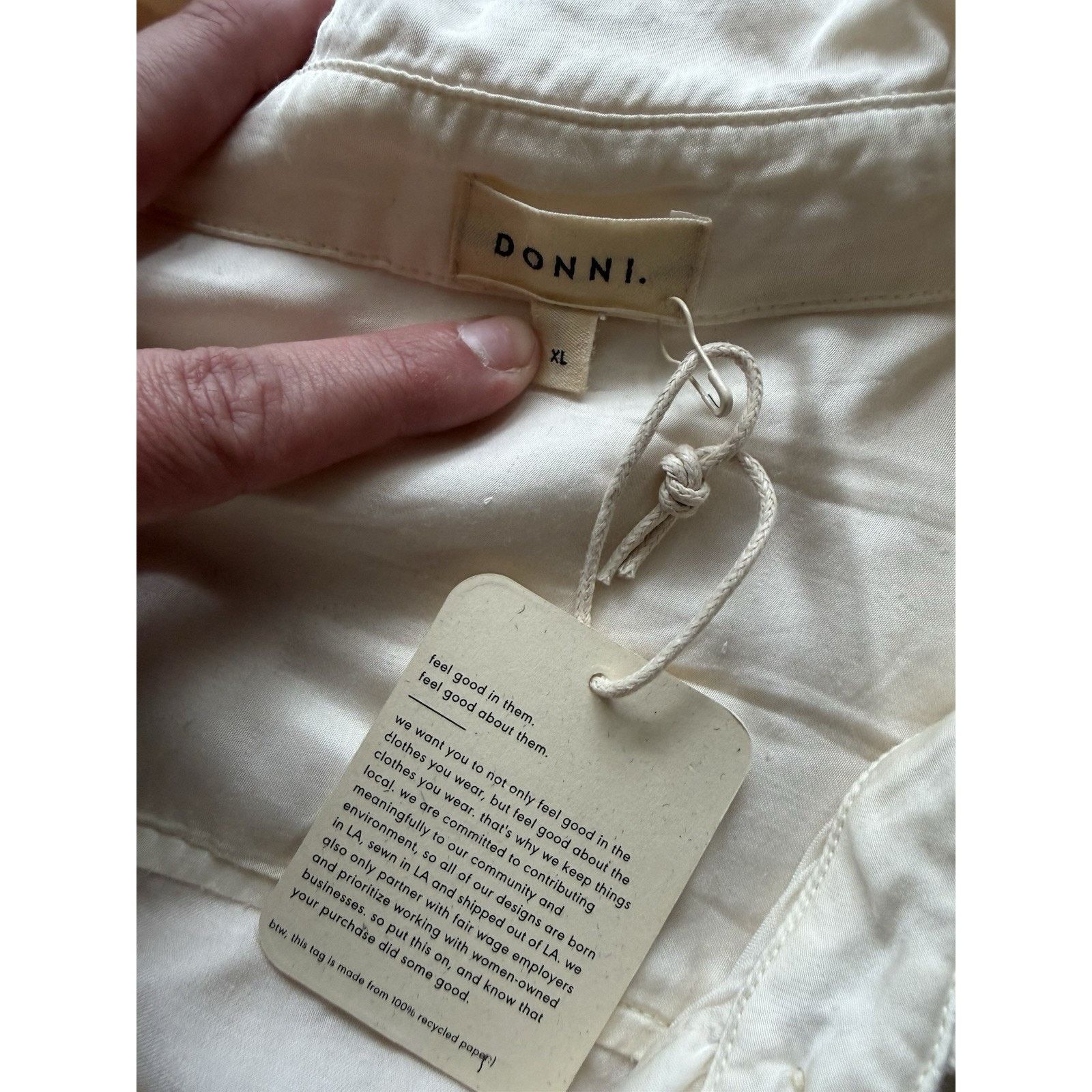 DONNI. NWT Donni Silky White Cream Button Down Rayon XL Size XL / US 12-14 / IT 48-50 - 3 Thumbnail