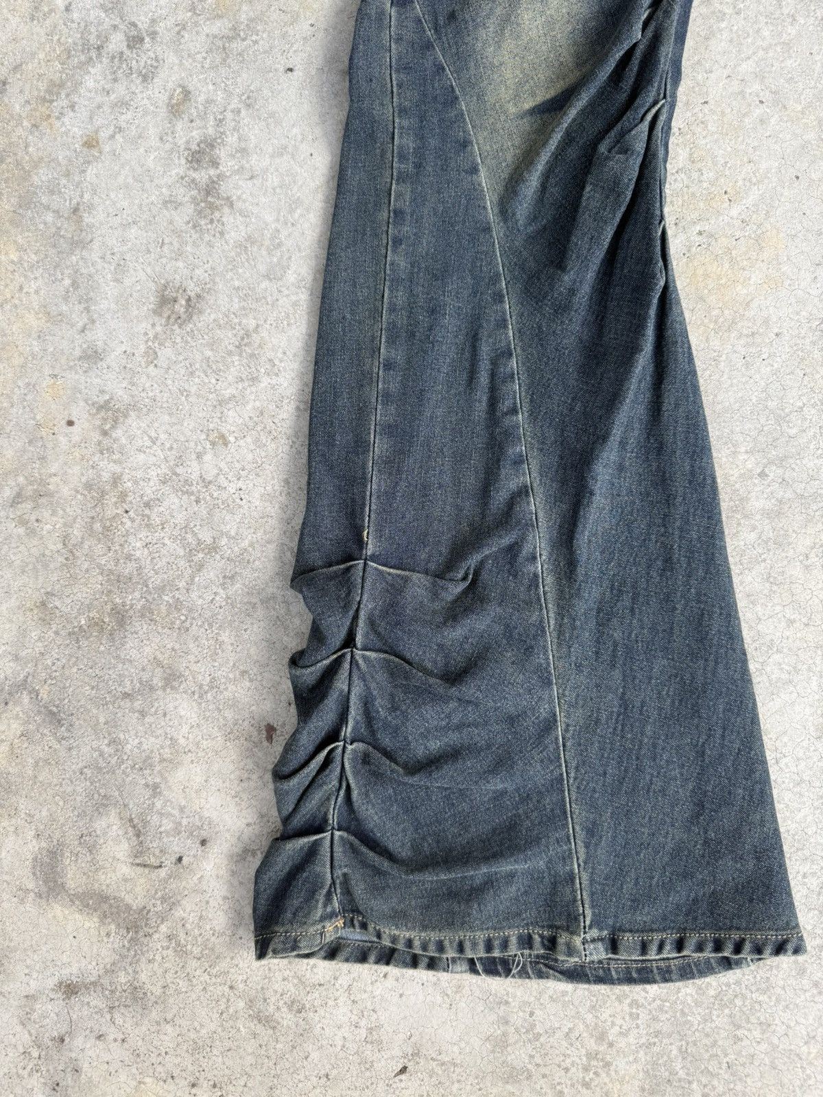 Le Grande Bleu (L.G.B.) Japanese Romwe Flared Jeans style Chrome Heart Size US 28 / EU 44 - 6 Thumbnail
