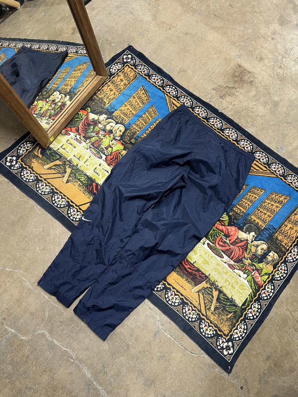 Nike Vintage Nike navy track pants Size medium baggy cuffed y2k Size US 32 / EU 48 - 7 Thumbnail