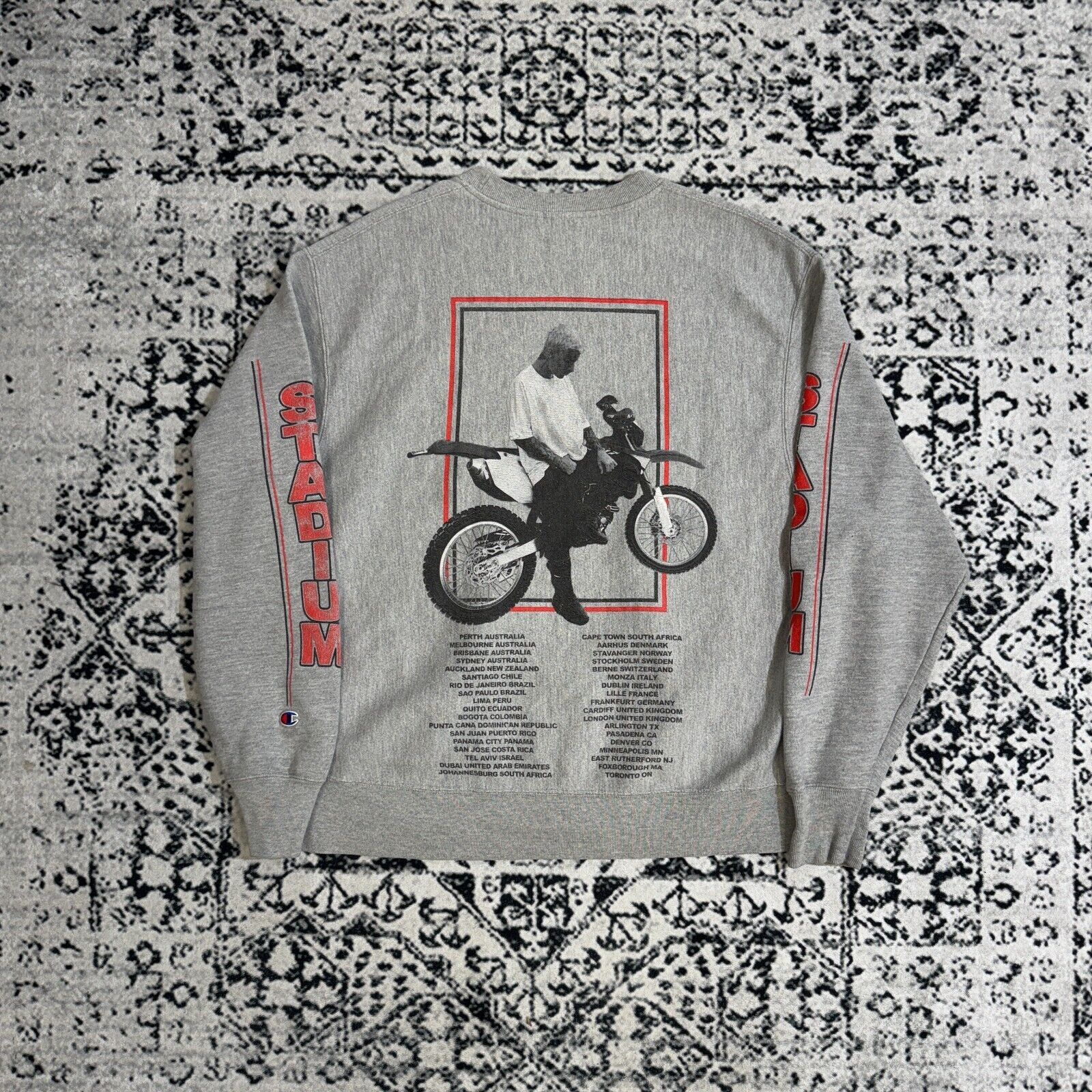 Vintage Vintage Team Bieber Unisex Gray Cotton Crewneck Size XL Size US XL / EU 56 / 4 - 1 Thumbnail