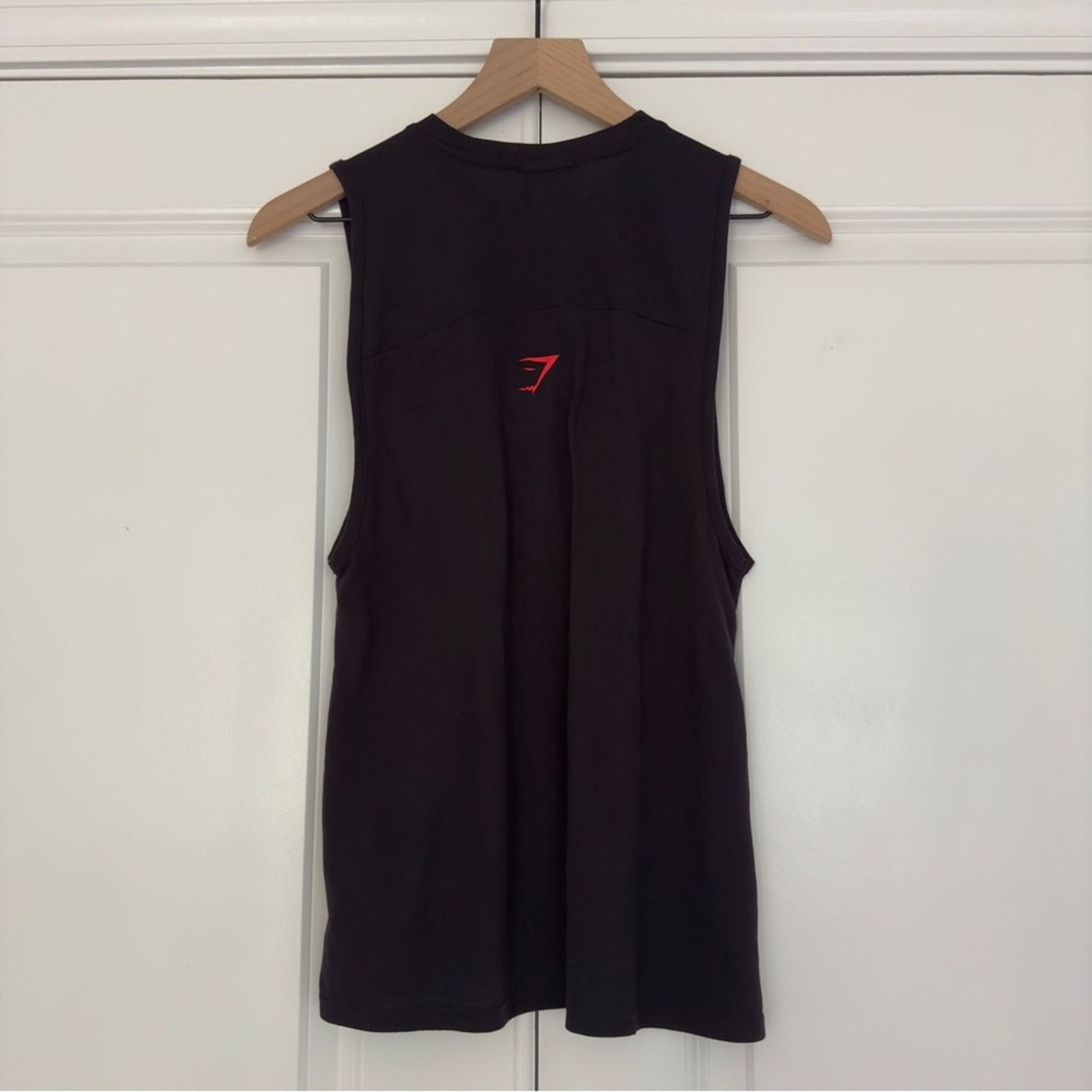 Gymshark Gymshark sleeveless athletic tank top gym workout black EUC Size S / US 4 / IT 40 - 2 Thumbnail