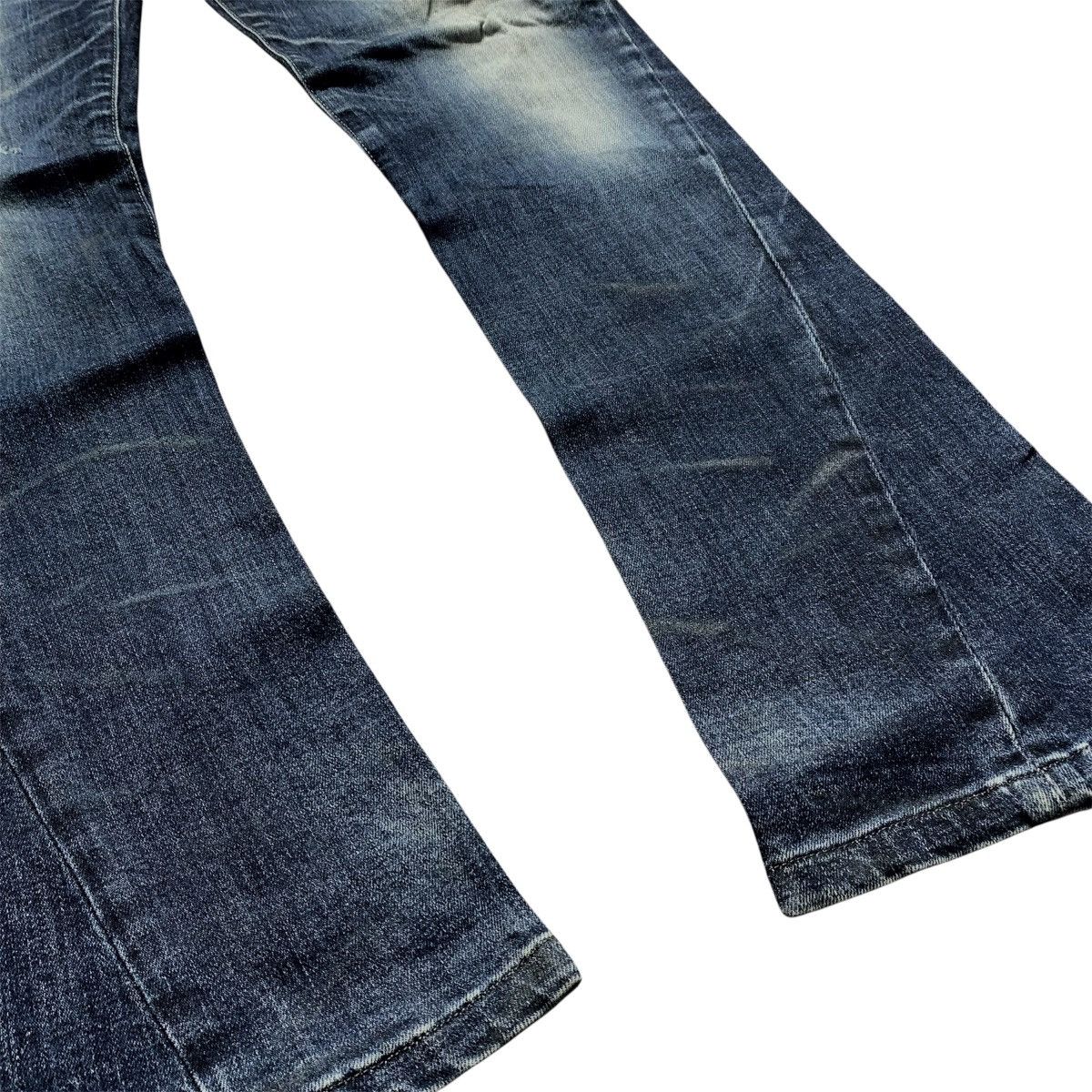 Tornado Mart Tornado Mart Distressed Blue Wash Flared Ifsix Lgb Style Size US 32 / EU 48 - 6 Thumbnail