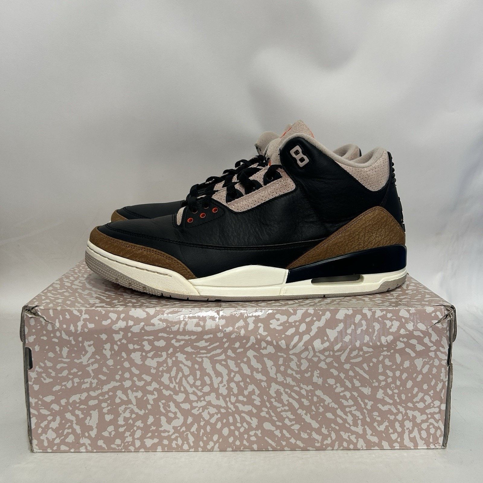 Jordan Brand Nike Air Jordan 3 Retro OG “Desert Elephant” Size US 13 / EU 46 - 6 Thumbnail
