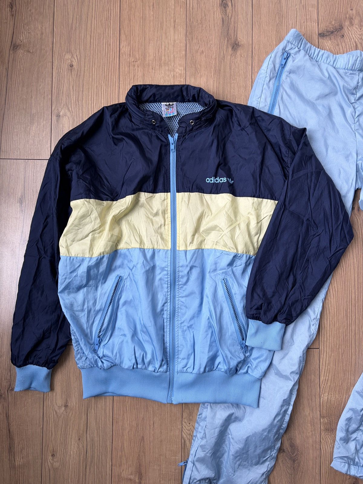 Adidas Adidas Casual Vintage Iconic Sport Track Suit Size US M / EU 48-50 / 2 - 3 Thumbnail