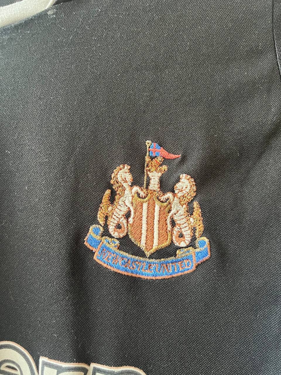 Adidas 2003/04 NEWCASTLE UNITED AWAY SOCCER JERSEY FOOTBALL SHIRT L Size US L / EU 52-54 / 3 - 7 Thumbnail