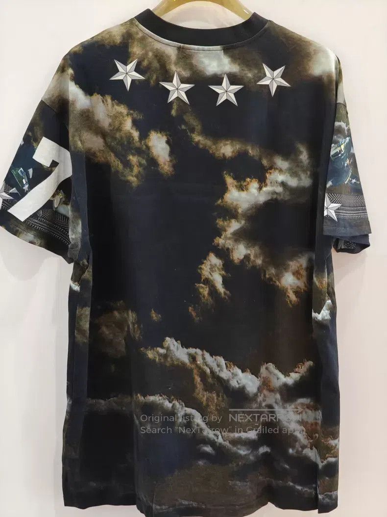 Givenchy Givenchy Limited Edition Short Sleeve Size US XS / EU 42 / 0 - 7 Thumbnail