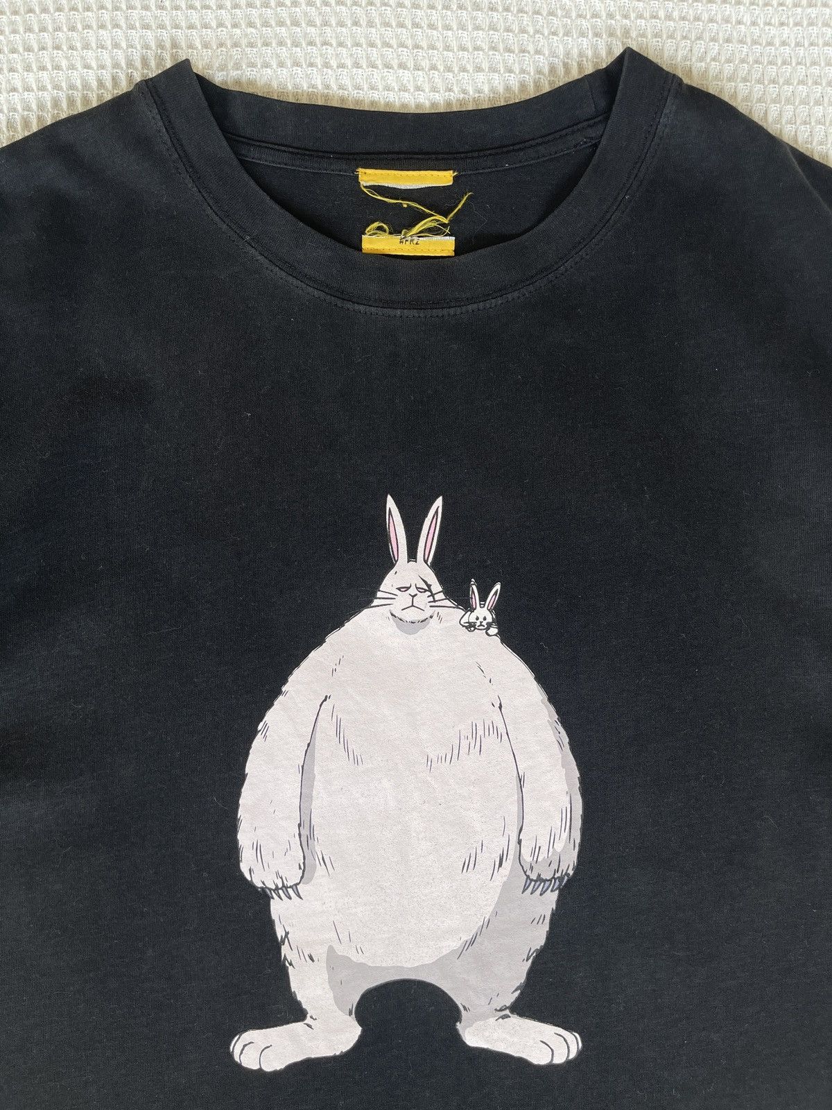 FR2 A/W’25🔥FR2 x ONE PIECE🔥Smoking Kills Logo Rabbit Black Tee Size US L / EU 52-54 / 3 - 7 Thumbnail