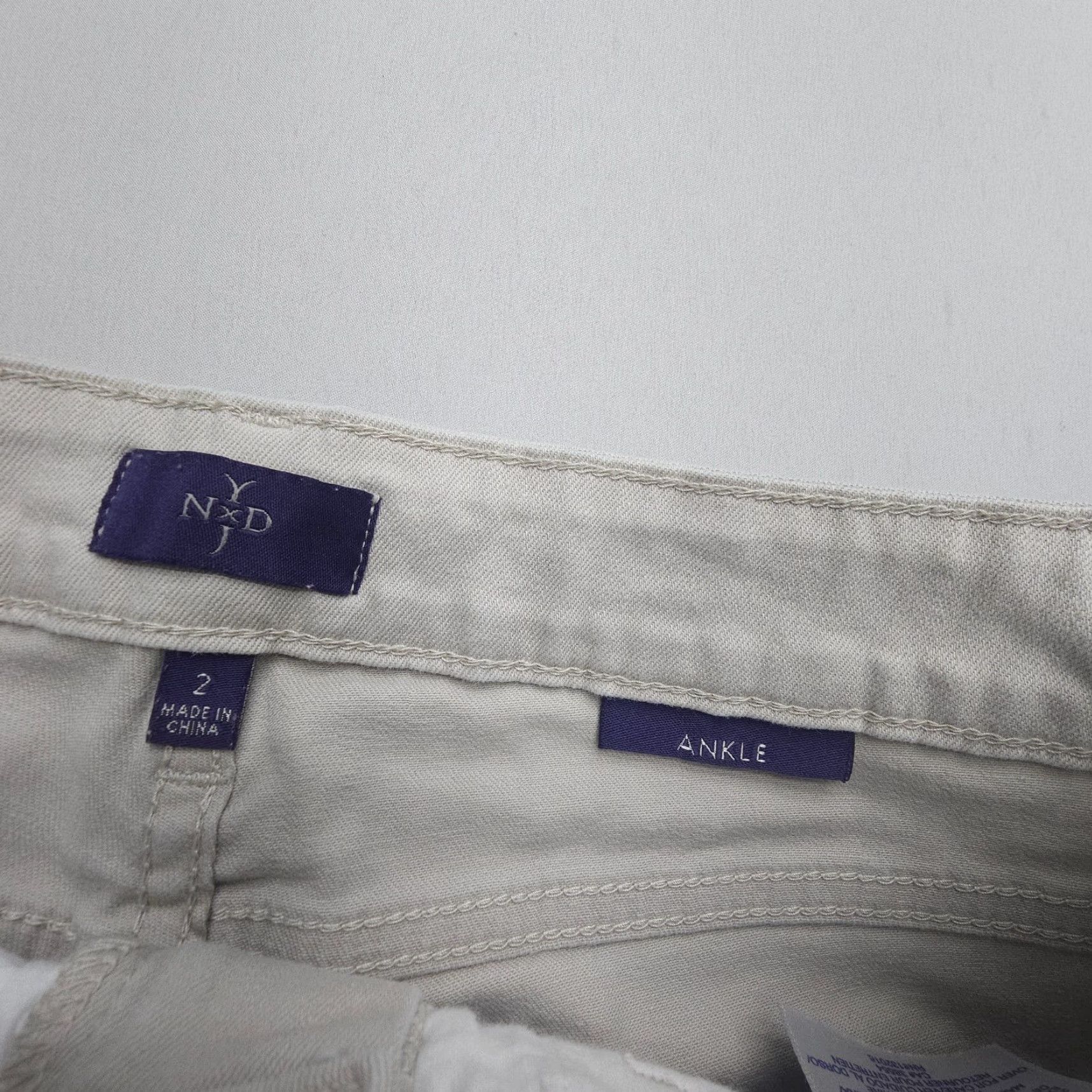 NYDJ VINTAGE NYDJ Ankle Skinny Jeans Womens Size 2 Grey Lift Tuck Stretch Mid Rise Crop Size 26" / US 2 / IT 38 - 5 Thumbnail