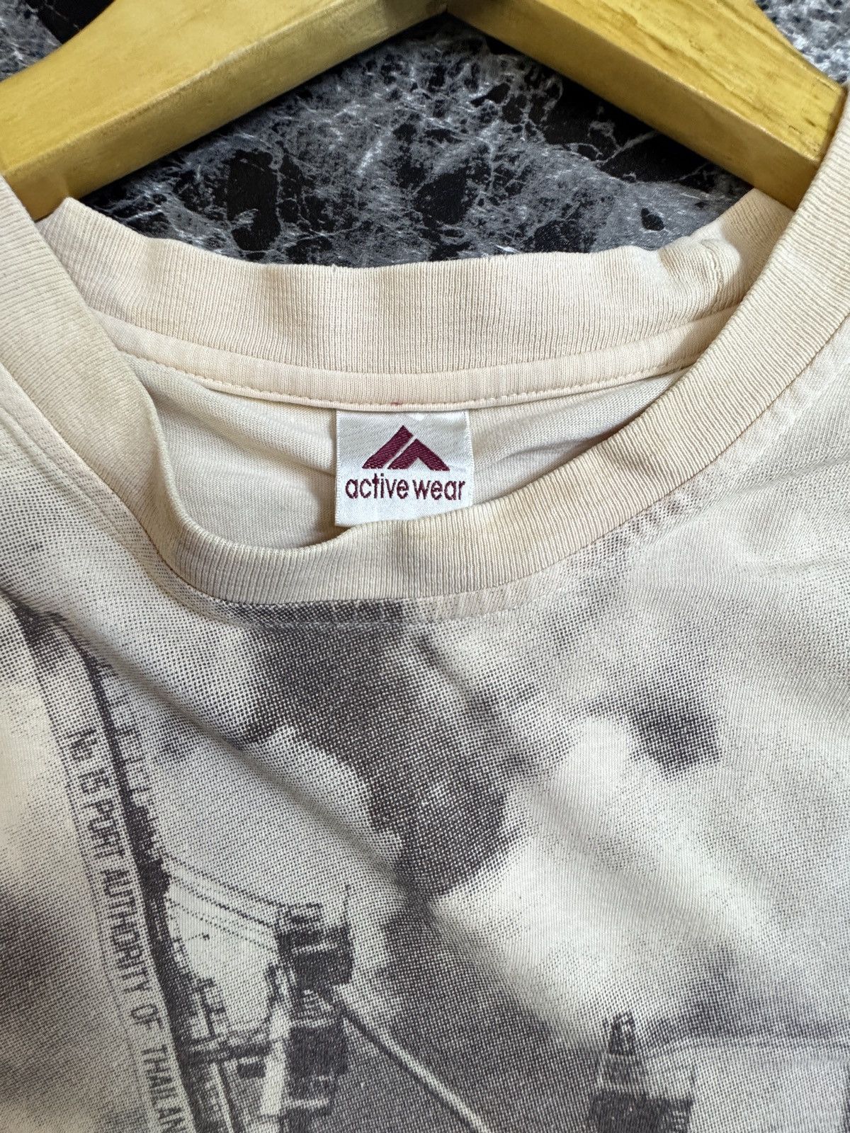 Other Bootleg Y2k Volvo Overprint vintage tshirt Size US L / EU 52-54 / 3 - 5 Thumbnail