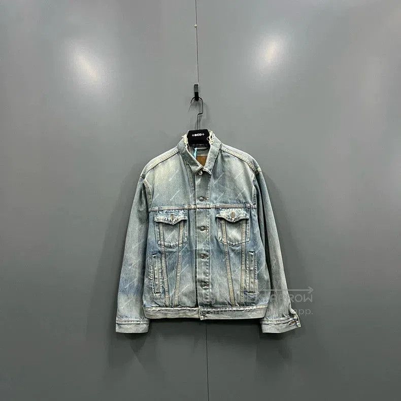 Balenciaga Balenciaga Logo Washed Denim Jacket. Size US XS / EU 42 / 0 - 1 Thumbnail