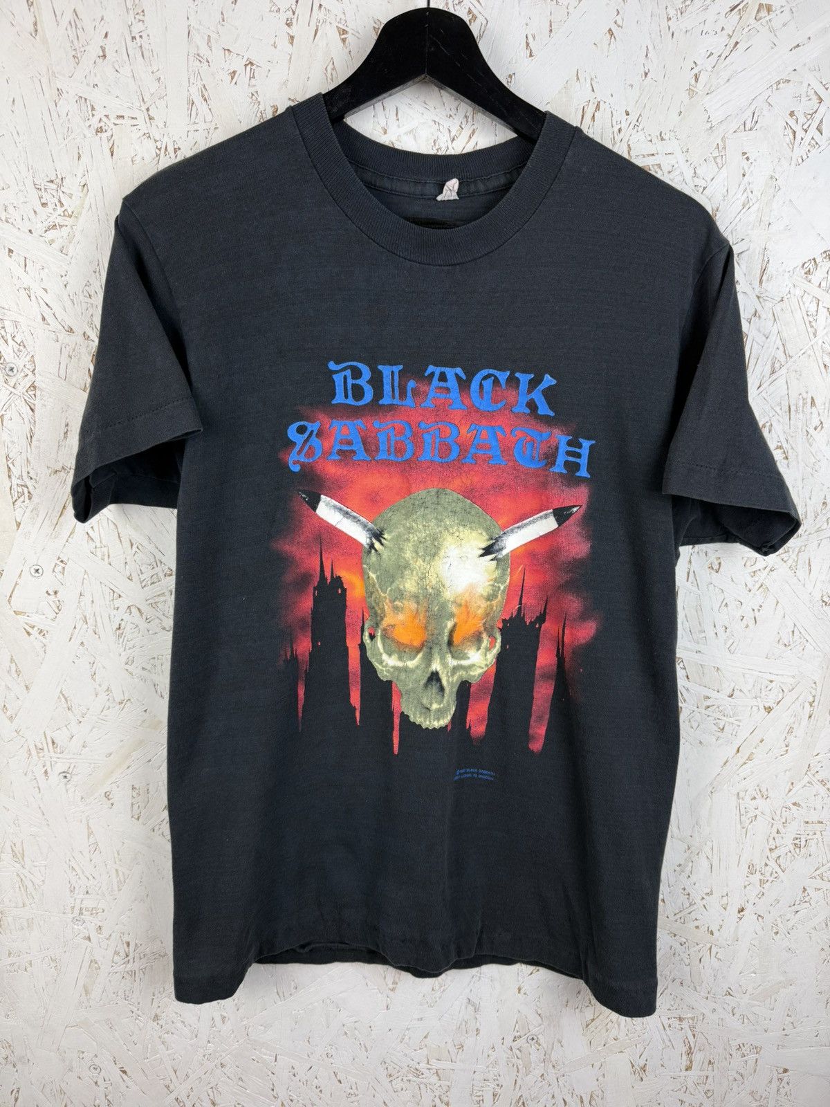 Band Tees 80s Black Sabbath 1989 Headless Cross Tour Metal T-Shirt Size US S / EU 44-46 / 1 - 1 Thumbnail
