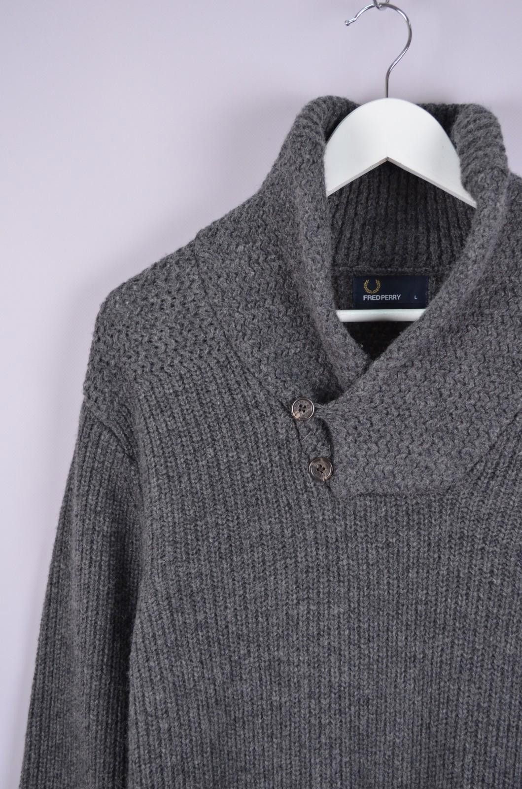 Fred Perry Fred Perry 100% Lambswool Knit Shawl Collar Sweater Size L Size US L / EU 52-54 / 3 - 4 Thumbnail