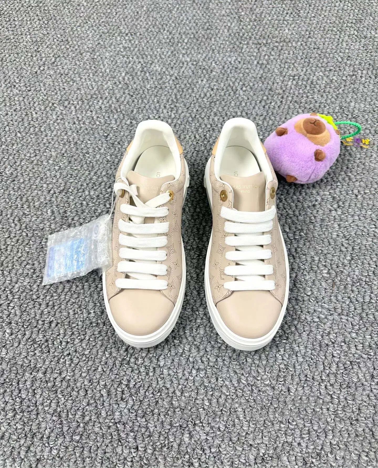 Louis Vuitton Louis Vuitton Beige Full Print Logo Casual Sneakers| Size US 5.5 / IT 35.5 - 1 Thumbnail