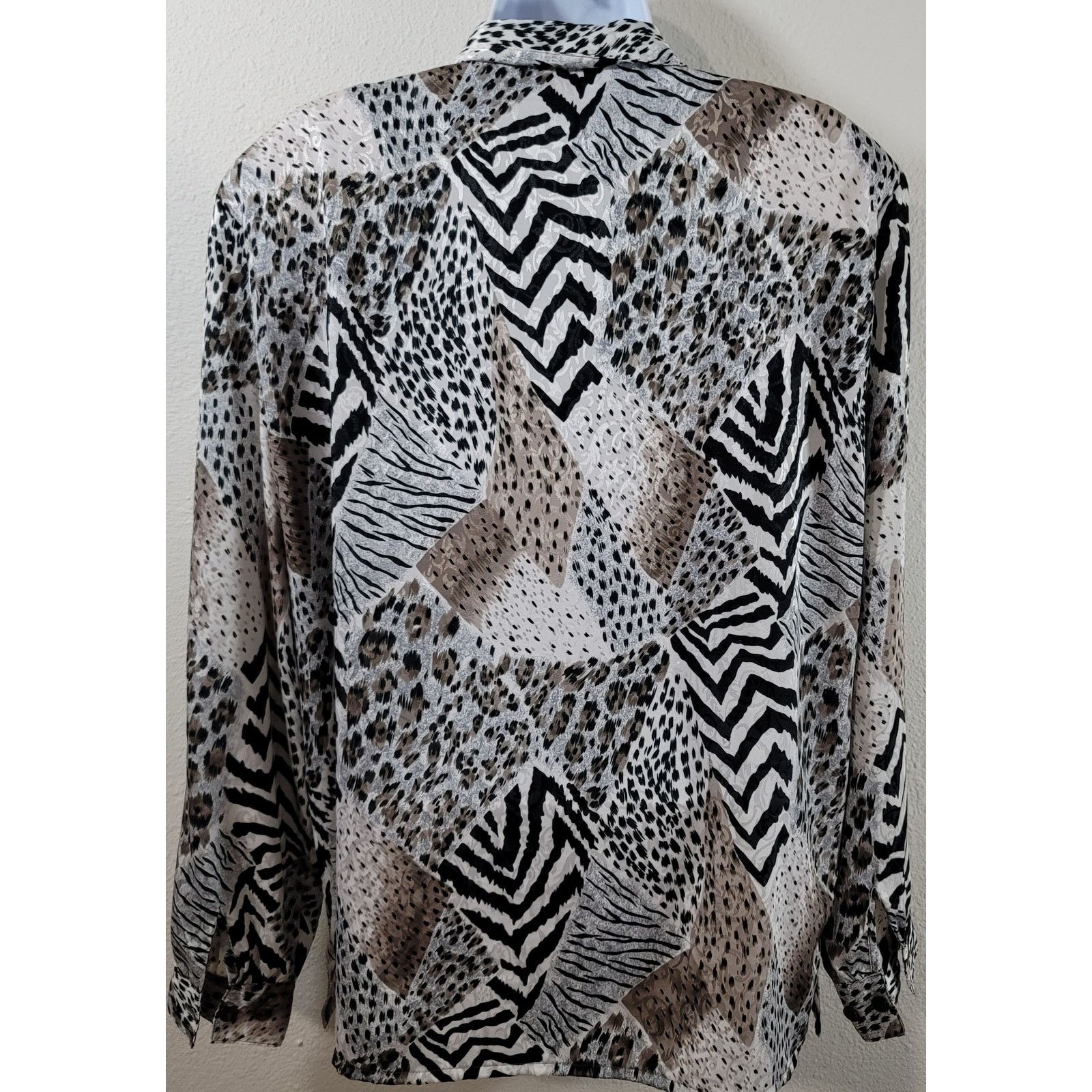 Other Tan Jay Gold Black White Multi Animal Print Button Up Top 16 Size XXL / US 16-18 / IT 52-54 - 3 Thumbnail