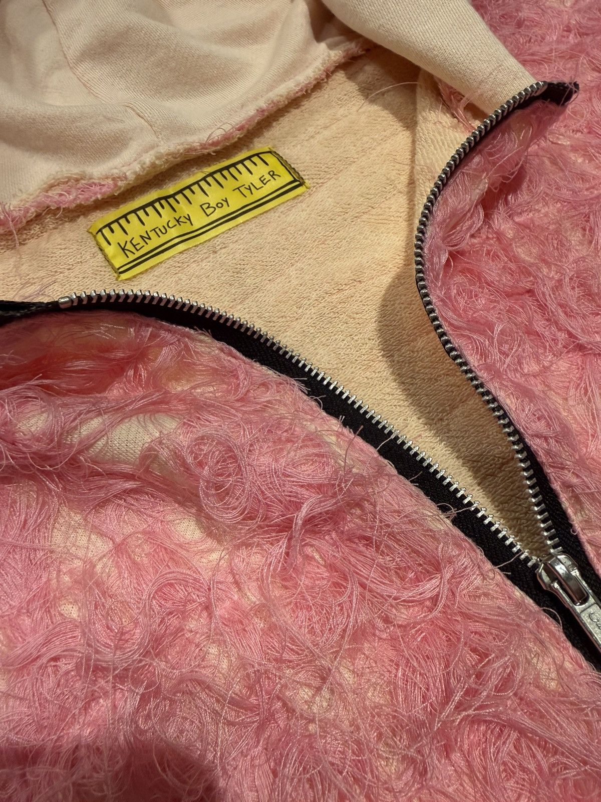Kentucky Boy Tyler Bare Thread Pink Hoodie Size US L / EU 52-54 / 3 - 4 Thumbnail