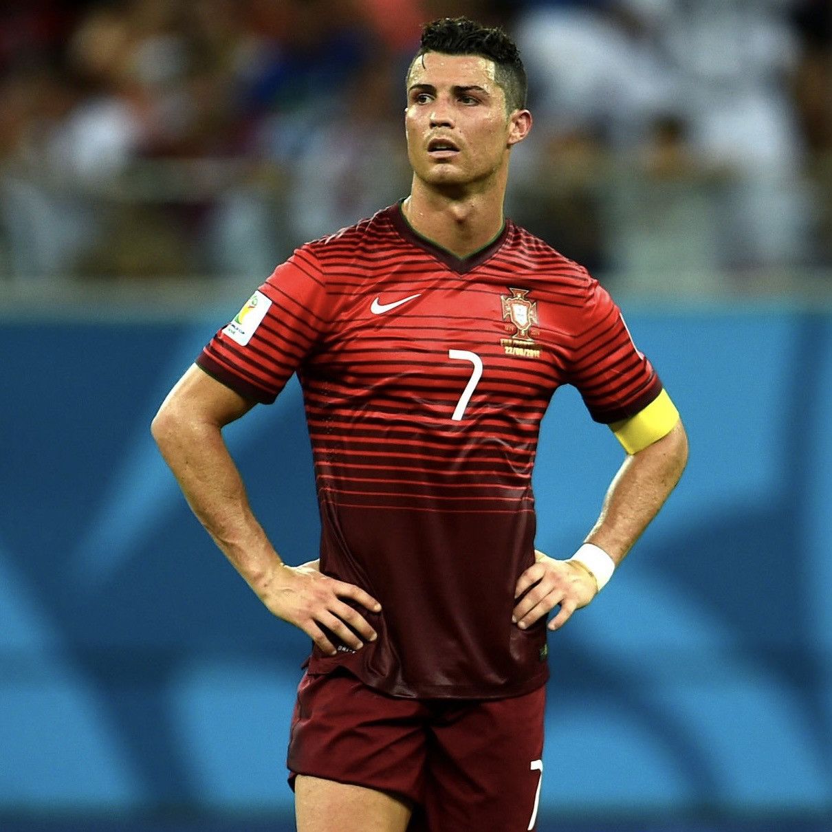 Nike Portugal World Cup 2014 Home Jersey Cristiano Ronaldo Size US XS / EU 42 / 0 - 13 Thumbnail