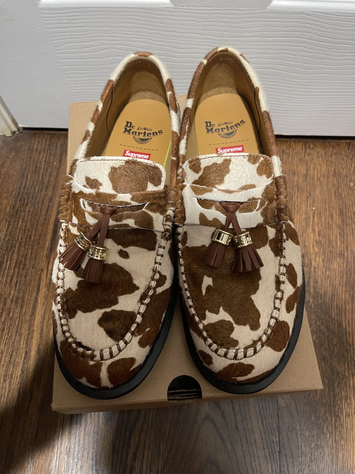 supreme×Dr. Martens ローファー COW Supreme x Dr Martens PENTON TASSEL LOAFER cow print