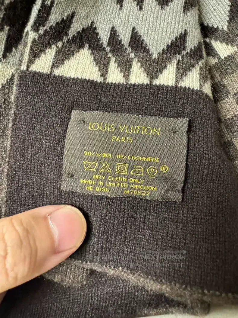 Louis Vuitton Louis Vuitton Cashmere scarf Size ONE SIZE - 3 Thumbnail