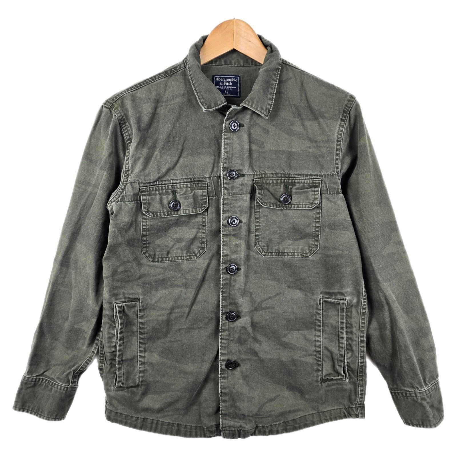 Abercrombie & Fitch Abercrombie & Fitch Y2K Vintage Camo Lightweight Jacket XS Size XS / US 0-2 / IT 36-38 - 1 Thumbnail
