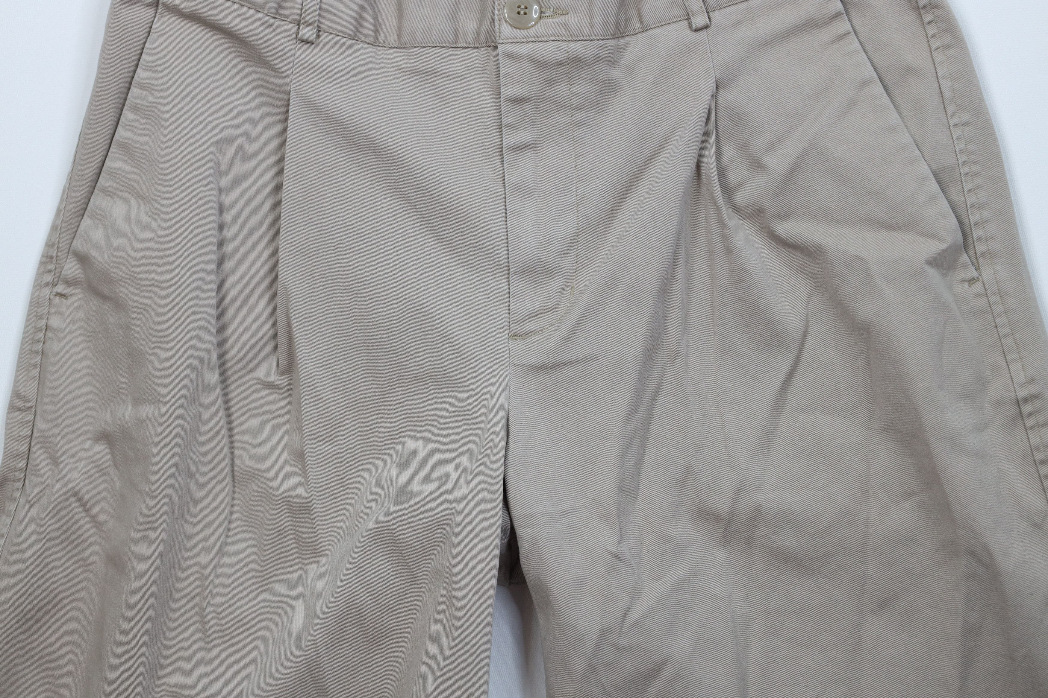 Nike Vintage Nike Mini Swoosh Pleated Above Knee Chino Shorts Size US 36 / EU 52 - 3 Thumbnail