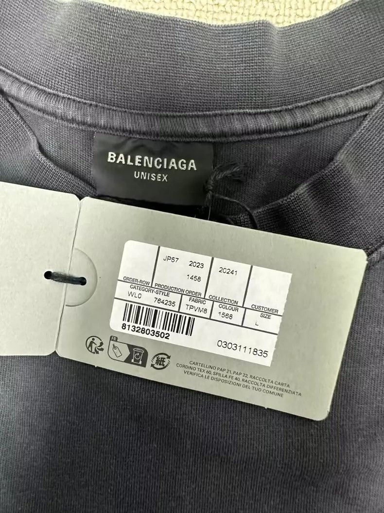 Balenciaga Balenciaga Casual Crew Neck Short Sleeve T-Shirt Men's Gre Size US L / EU 52-54 / 3 - 4 Thumbnail
