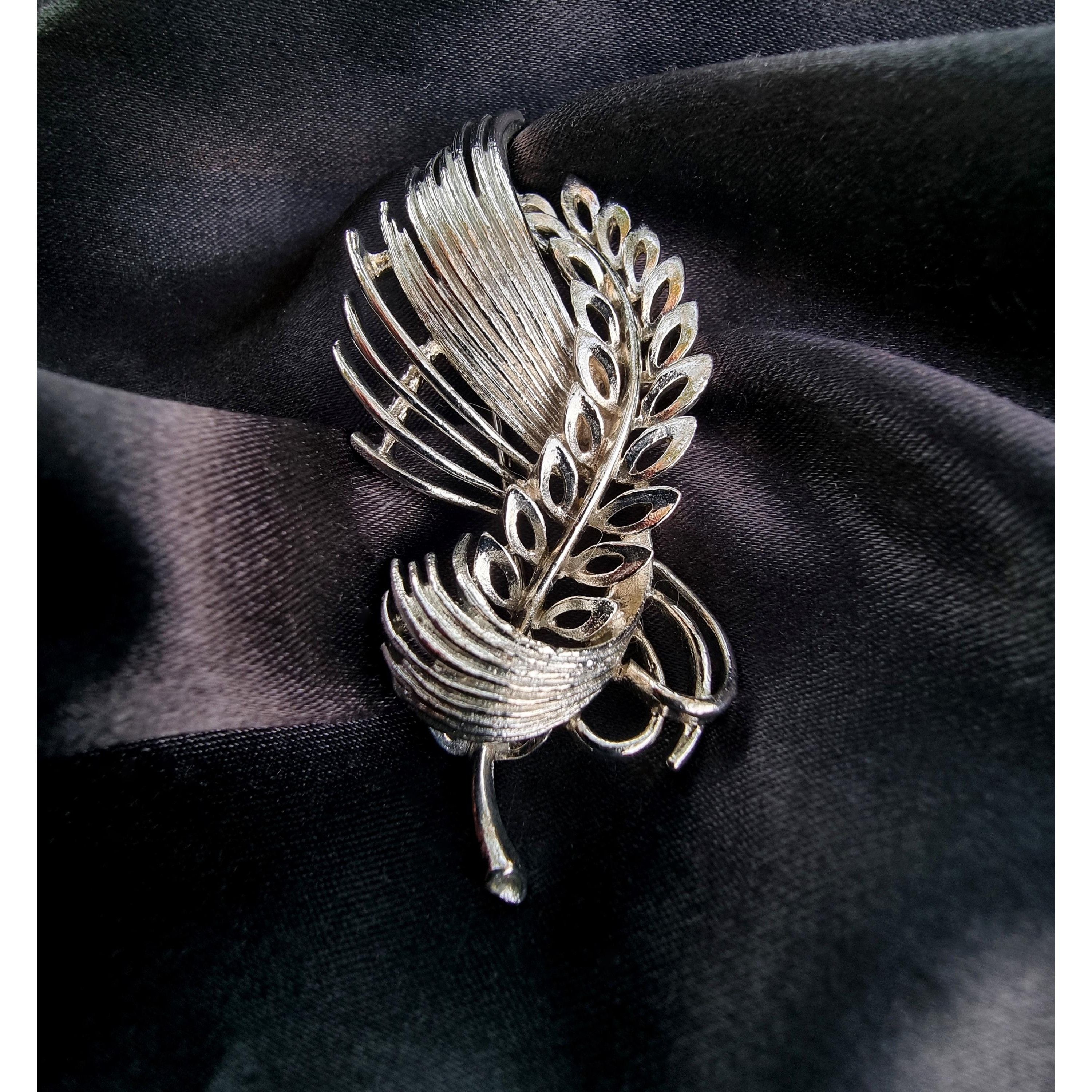 Other Vintage LISNER Signed Wheat Sheaf Leaves Floral Silver Toned Size ONE SIZE - 2 Thumbnail