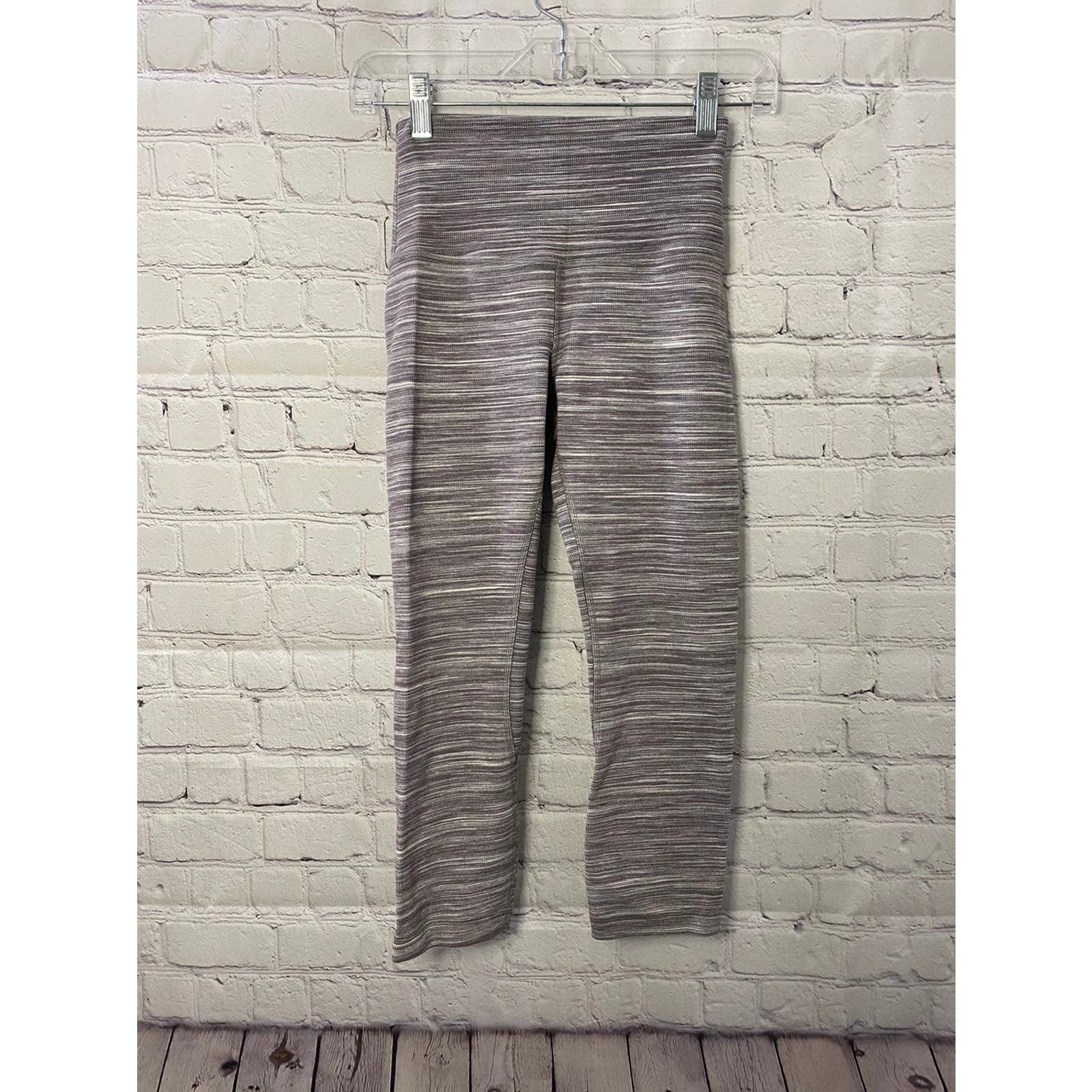 Lululemon lululemon leggings size 4 Size 27" / US 4 / IT 40 - 1 Thumbnail