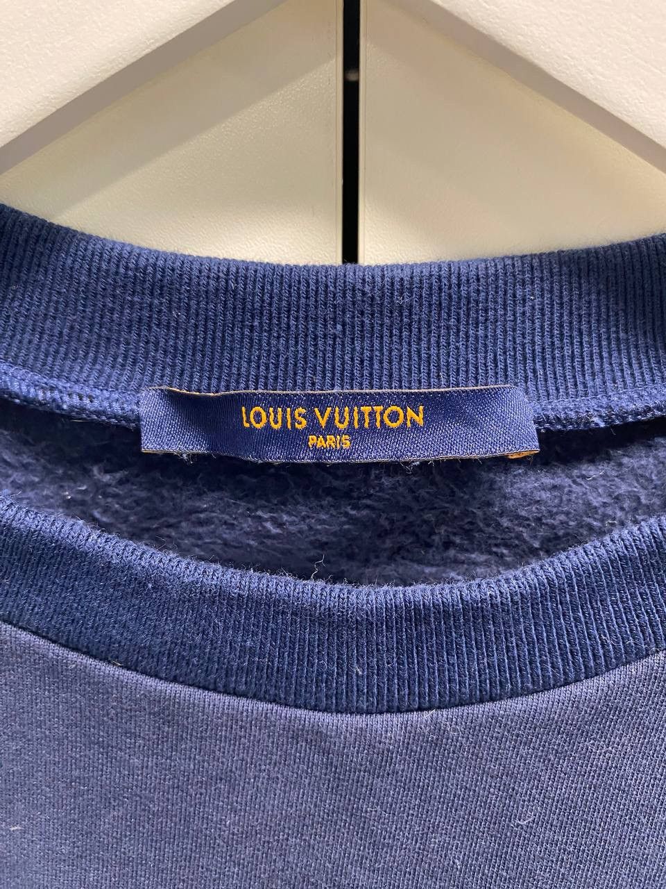 Louis Vuitton Louis Vuitton LV Embroidered Sweatshirt Size US L / EU 52-54 / 3 - 5 Thumbnail