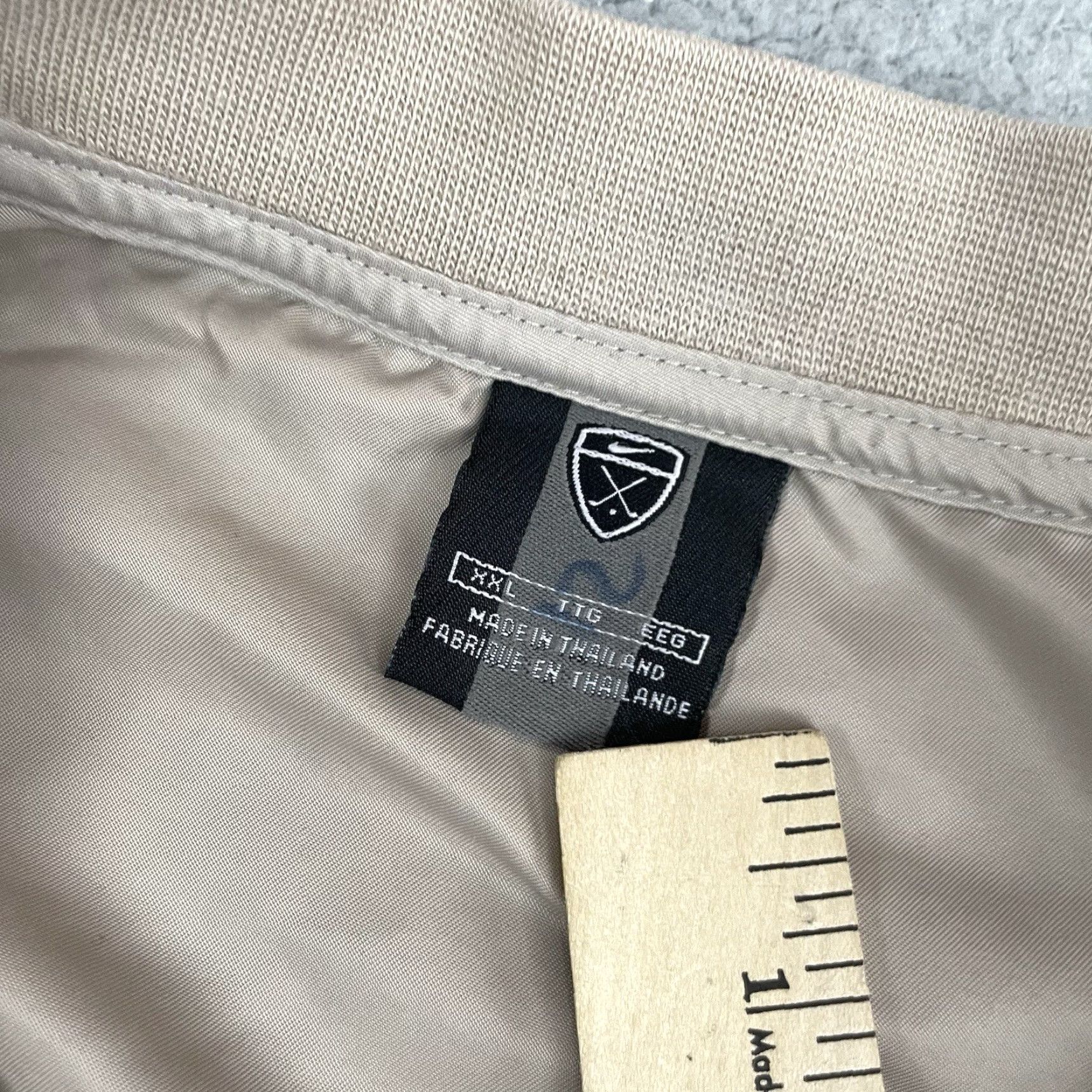 Nike VINTAGE Nike Golf Jacket Mens 2XL Brown Beige 1/4 Button Pullover Windbreaker Short All Seasons Logo Nike Mens Size US XXL / EU 58 / 5 - 4 Thumbnail