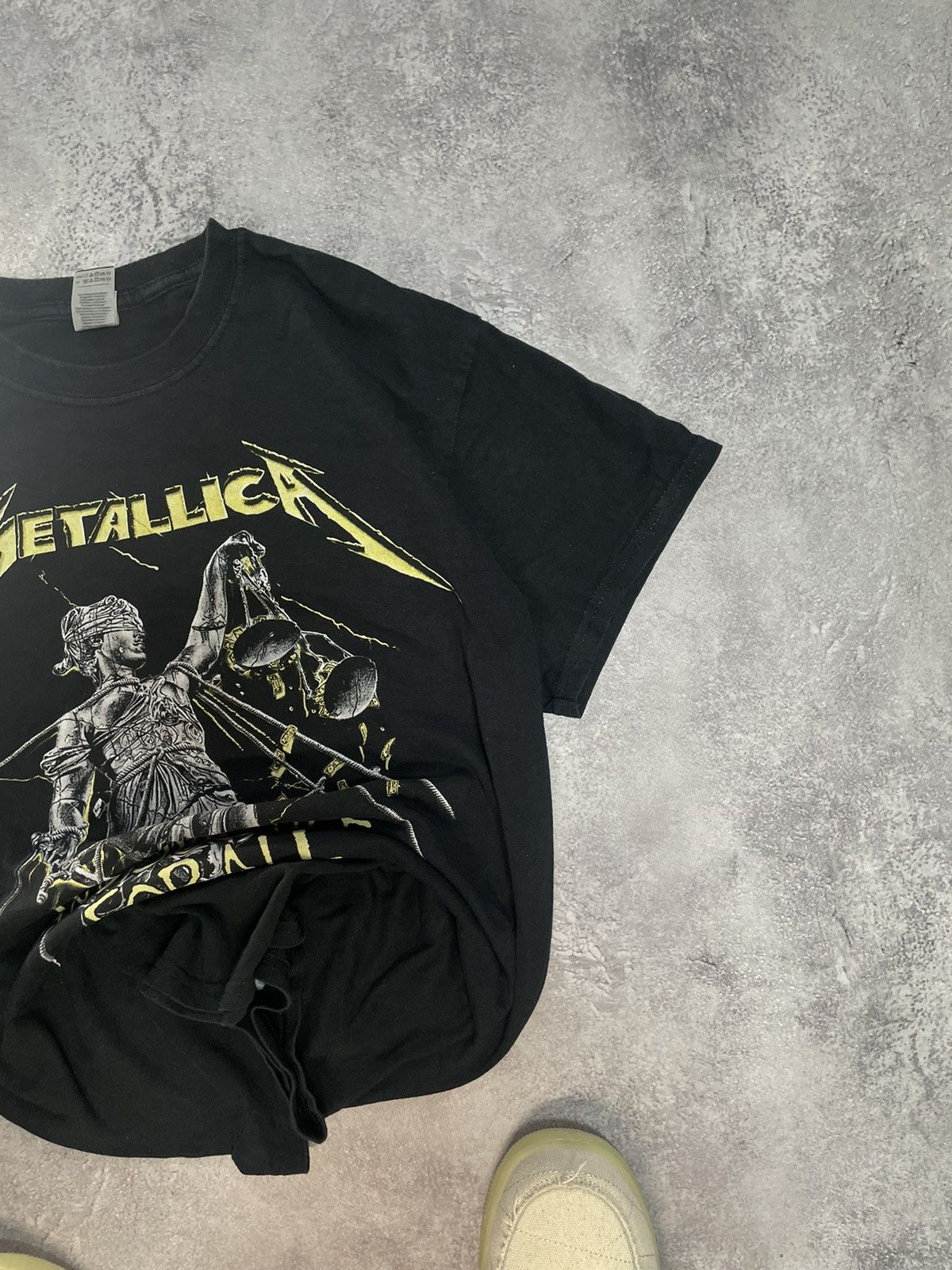 Band Tees Vtg Metallica …And Justice for All Pushead Graphic Tee Size US M / EU 48-50 / 2 - 2 Thumbnail