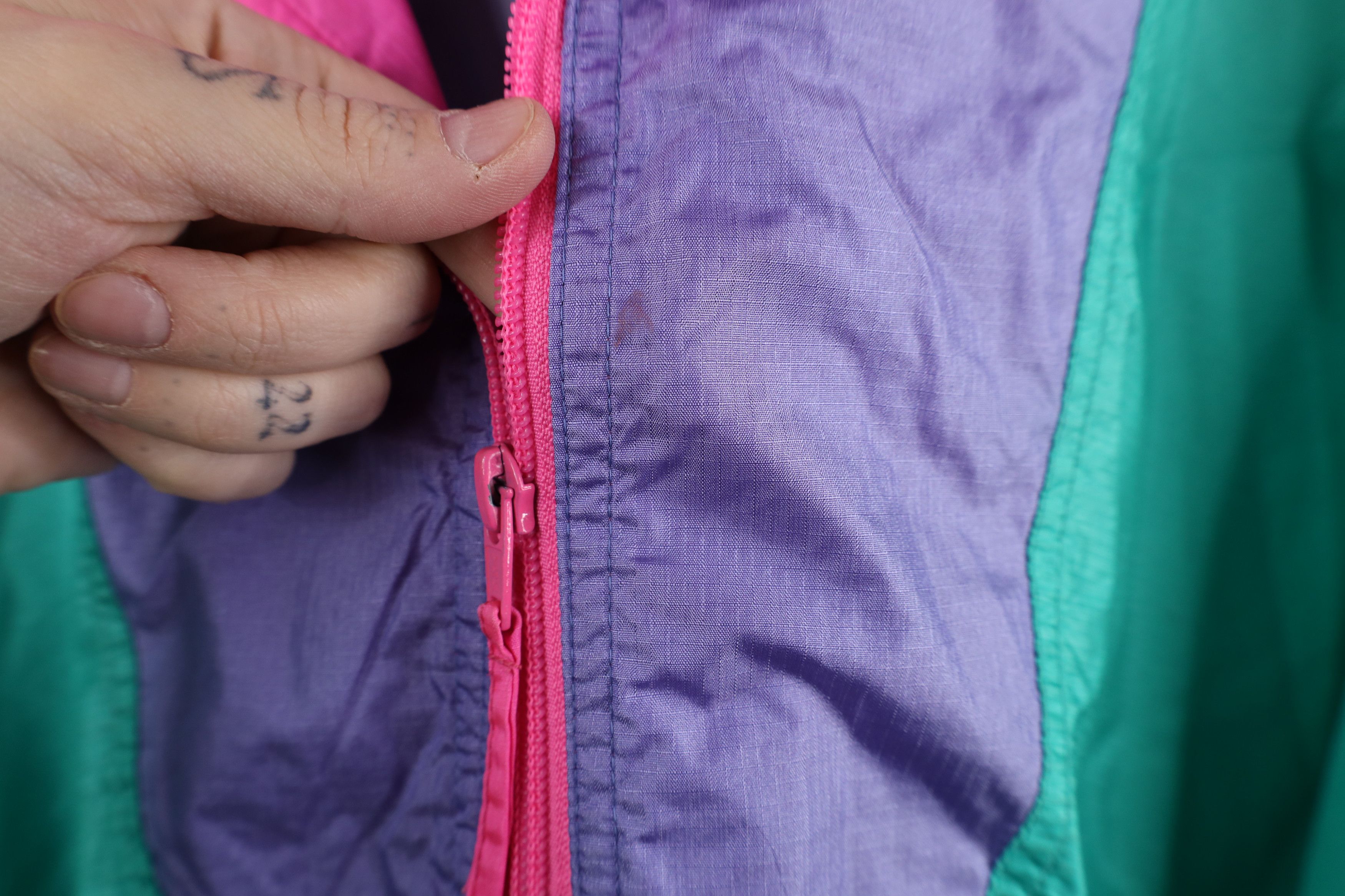 Helly Hansen × Vintage Vintage 90s Helly Hansen Block Pullover Windbreaker Jacket Size S / US 4 / IT 40 - 6 Thumbnail