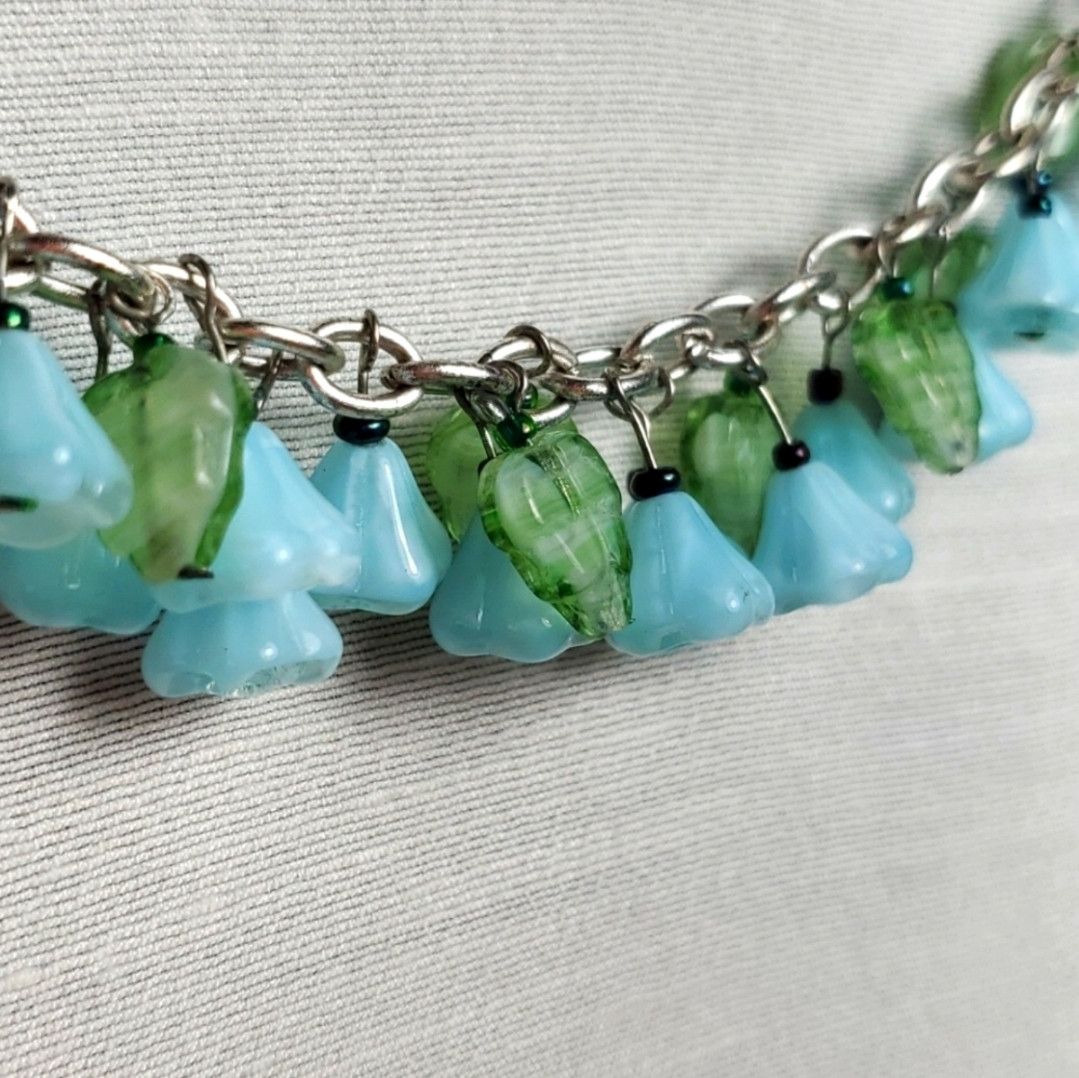 Handmade Charm 7" Bracelet Handmade Aqua Teal Green Flower Leaf Czech Size ONE SIZE - 5 Thumbnail
