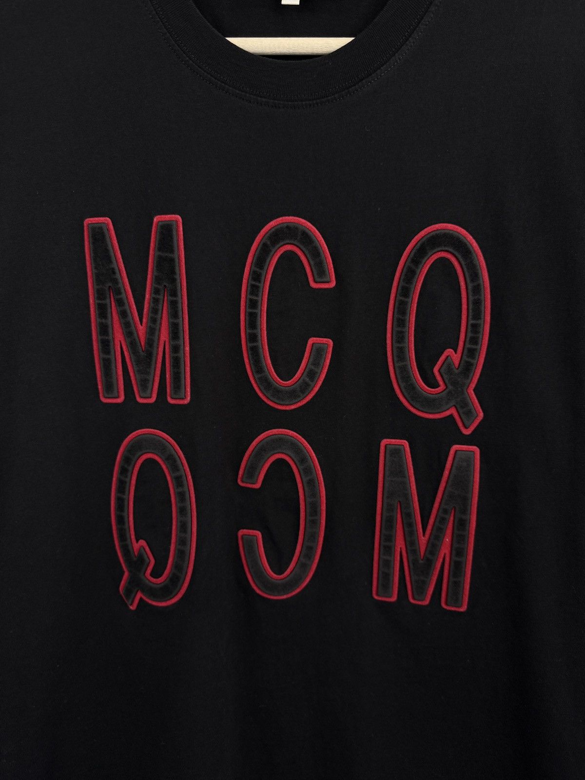 Alexander McQueen 🇮🇹 Alexander McQueen London Rare T-Shirt Retro Hype Y2K Size US M / EU 48-50 / 2 - 5 Thumbnail