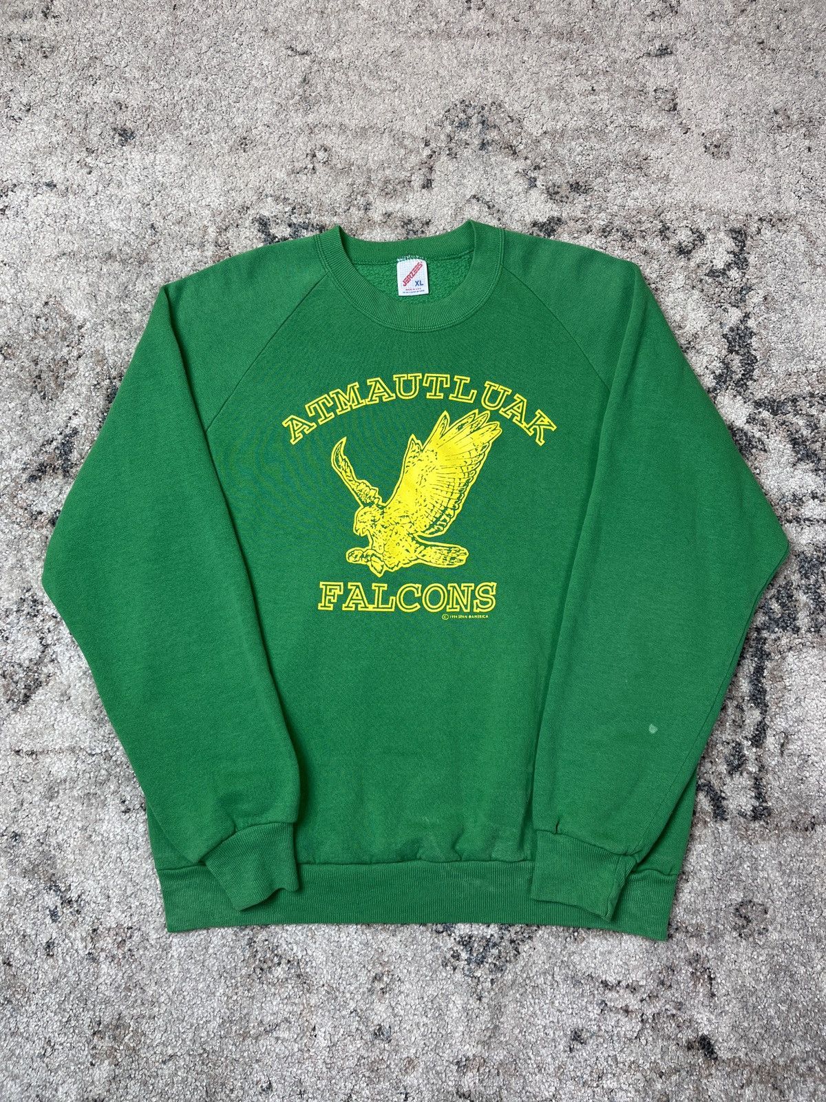 Vintage 1994 ATMAUTLUAK FALCONS AWESOME VINTAGE SWEATSHIRT - 1307 Size US XL / EU 56 / 4 - 1 Thumbnail