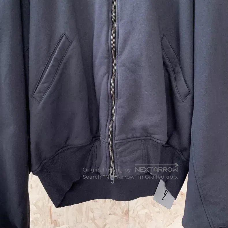 Balenciaga Balenciaga Reversed Letter Zip Hoodie Size US S / EU 44-46 / 1 - 4 Thumbnail
