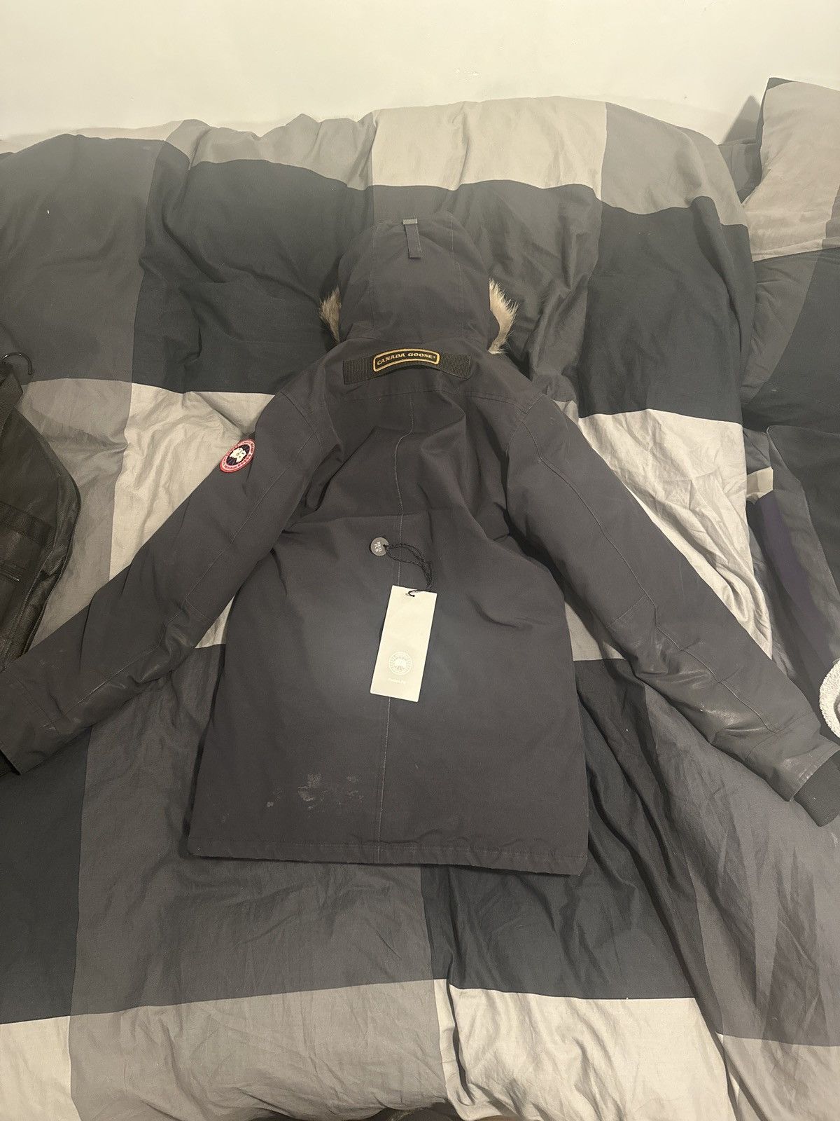Canada Goose Men’s Chateau Fusion Fit Parka Size Size US S / EU 44-46 / 1 - 2 Thumbnail