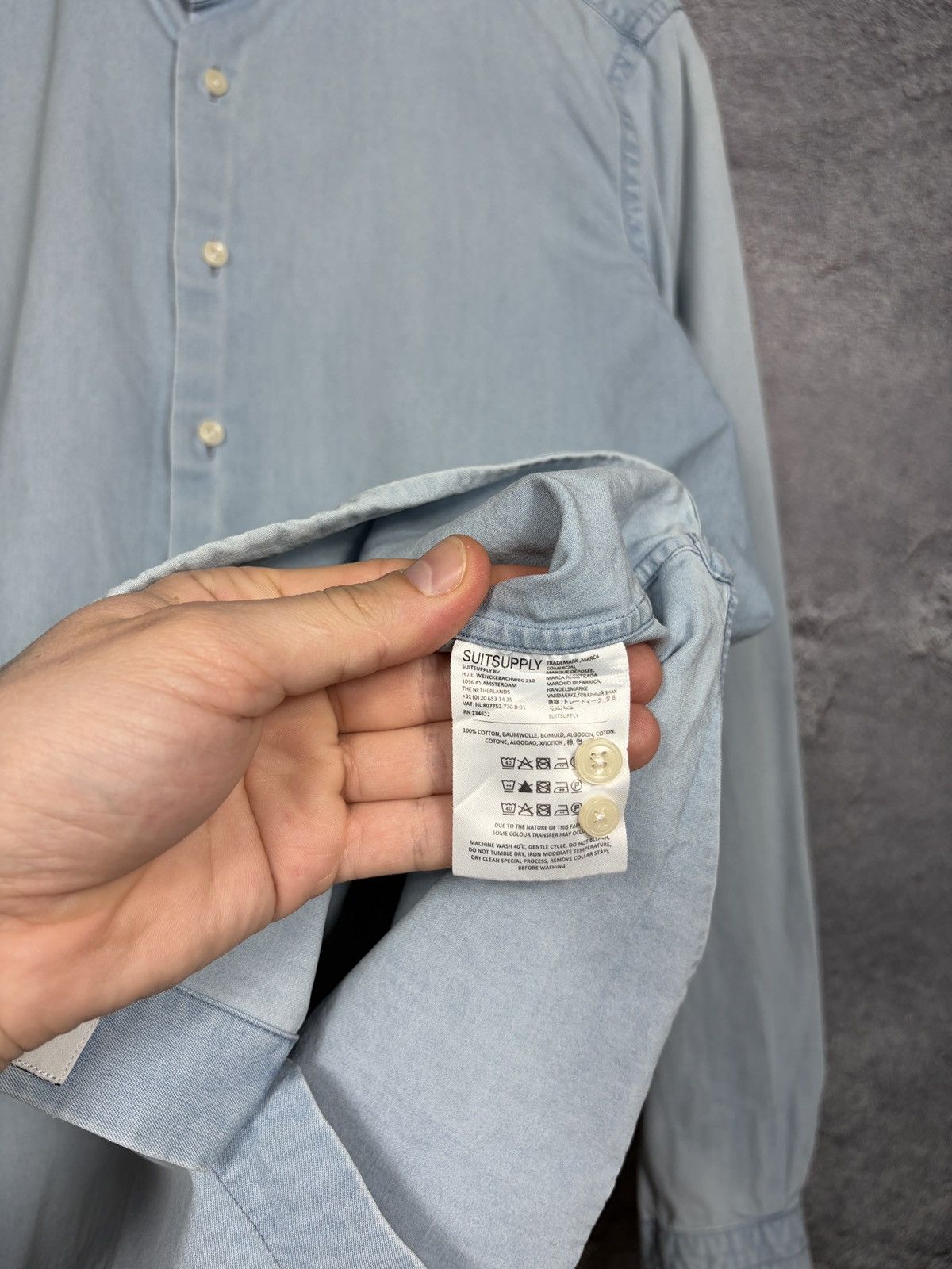 Suitsupply Suittsupply Egyptian Cotton Denim Classic Shirt Size M Size US M / EU 48-50 / 2 - 11 Thumbnail
