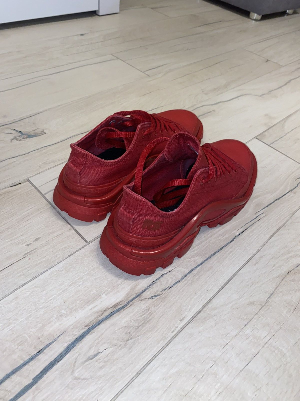 Raf Simons Raf Simons Red Detroit Runner Low-Top Sneakers Size US 8 / EU 41 - 5 Thumbnail