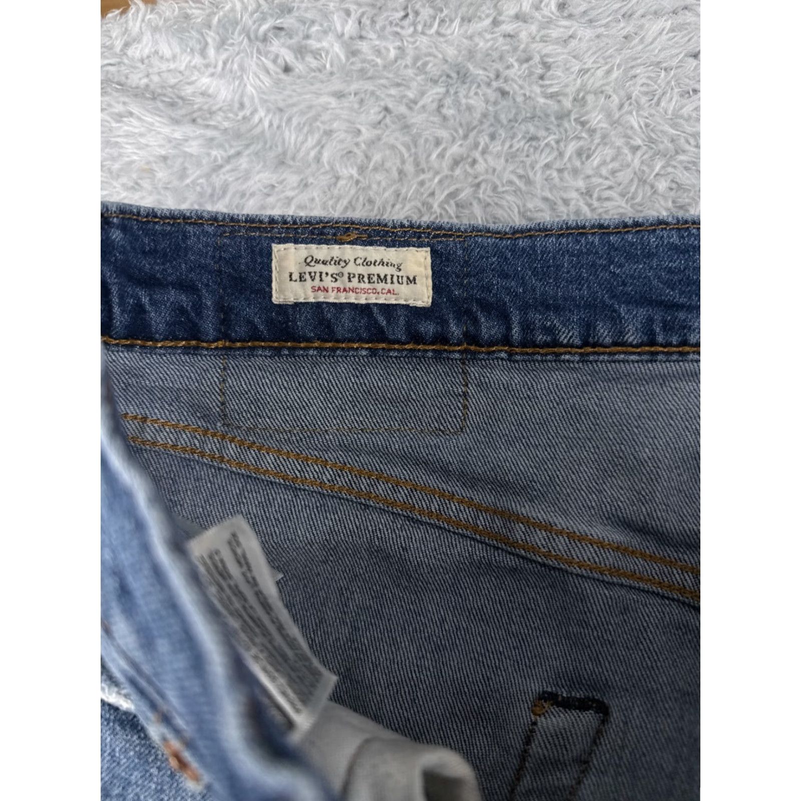 Levi's Levi's Jeans 512 Men Jeans Regular 33x32 Blue Denim Distressed Cotton 5-Pocket Skinny Vintage: No Adult Mens Size US 33 - 6 Thumbnail